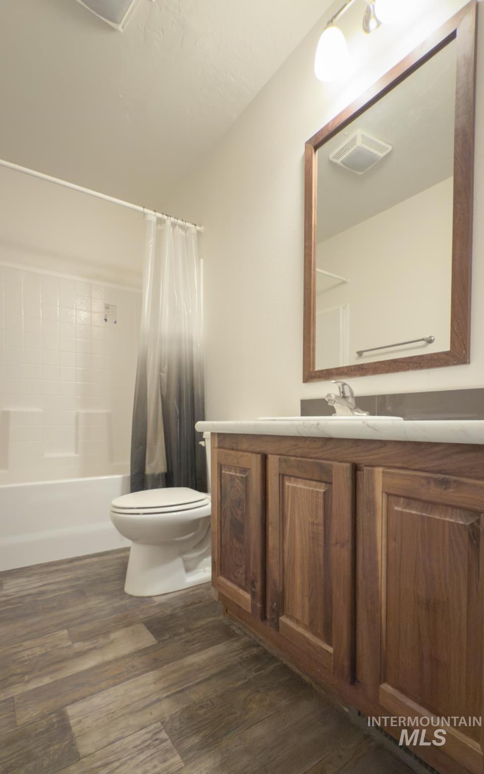 23425 Bachman Grade Rd, Murphy, Idaho 83650, 4 Bedrooms, 2 Bathrooms, Farm & Ranch For Sale, Price $630,000,MLS 98960414