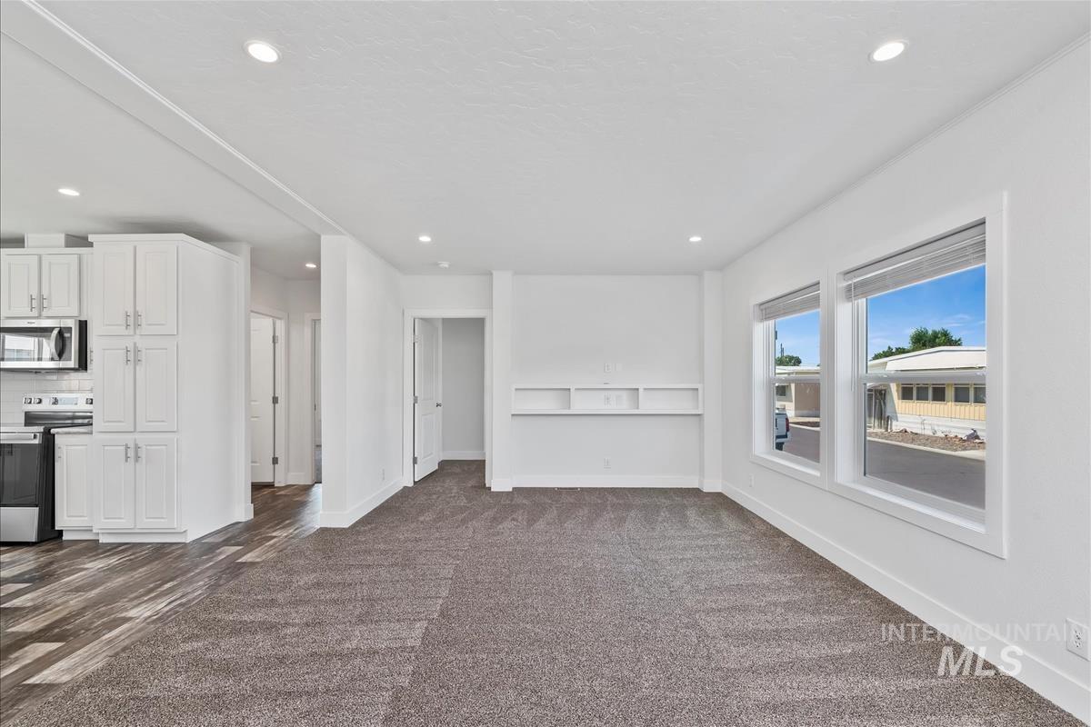 914 N Midland Blvd, Nampa, Idaho 83651, 3 Bedrooms, 2 Bathrooms, Residential For Sale, Price $179,500, 98960430