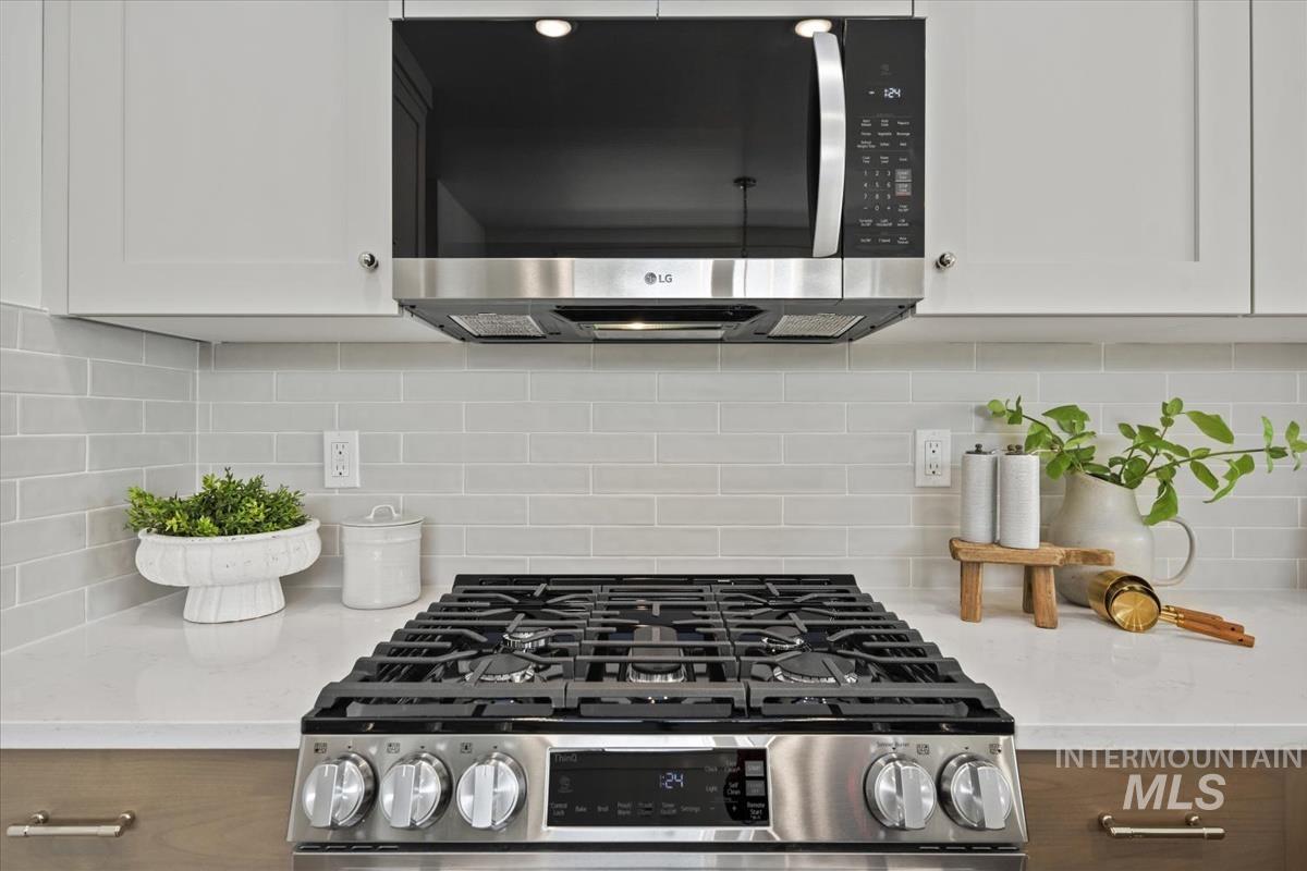 3901 W Stone House Ln, Eagle, Idaho 83616, 3 Bedrooms, 2.5 Bathrooms, Residential For Sale, Price $534,900, 98960459