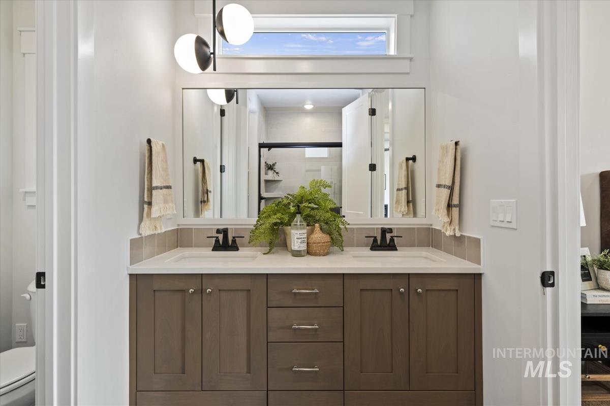 3901 W Stone House Ln, Eagle, Idaho 83616, 3 Bedrooms, 2.5 Bathrooms, Residential For Sale, Price $534,900, 98960459