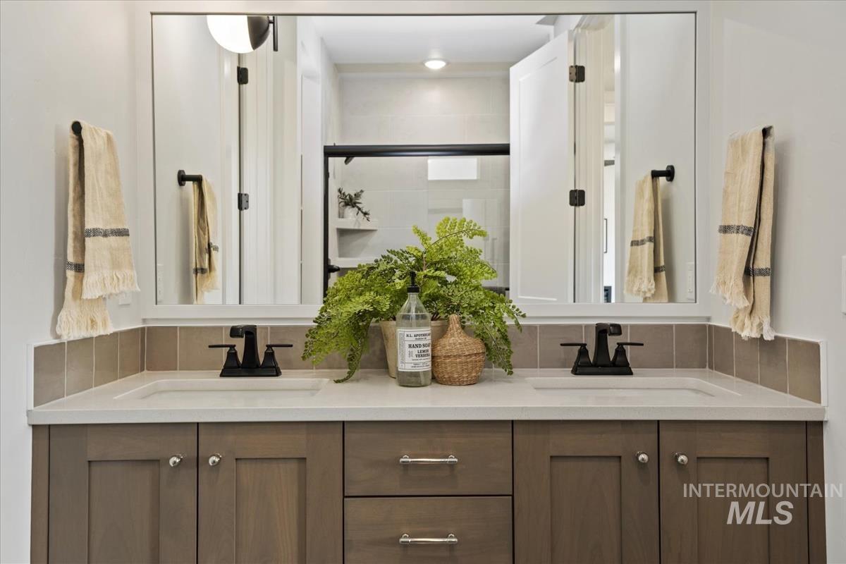 3901 W Stone House Ln, Eagle, Idaho 83616, 3 Bedrooms, 2.5 Bathrooms, Residential For Sale, Price $534,900, 98960459