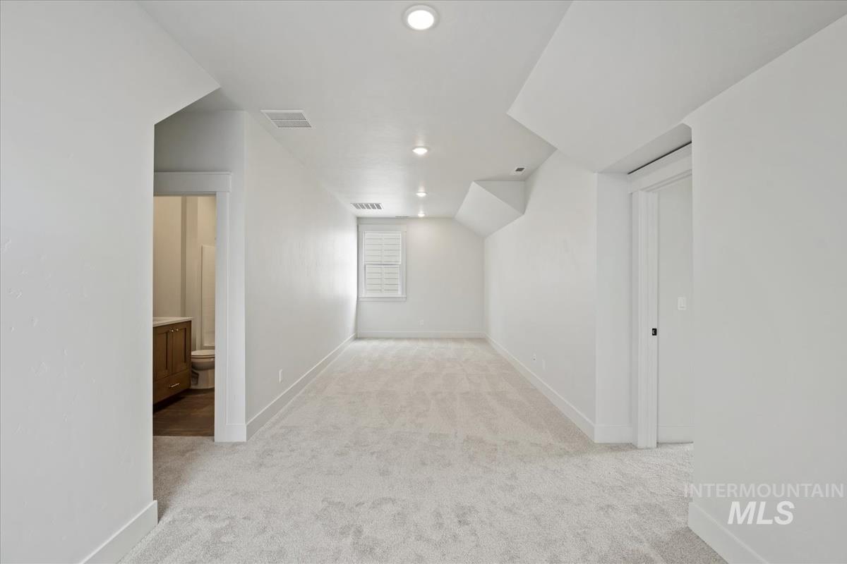 3901 W Stone House Ln, Eagle, Idaho 83616, 3 Bedrooms, 2.5 Bathrooms, Residential For Sale, Price $534,900, 98960459