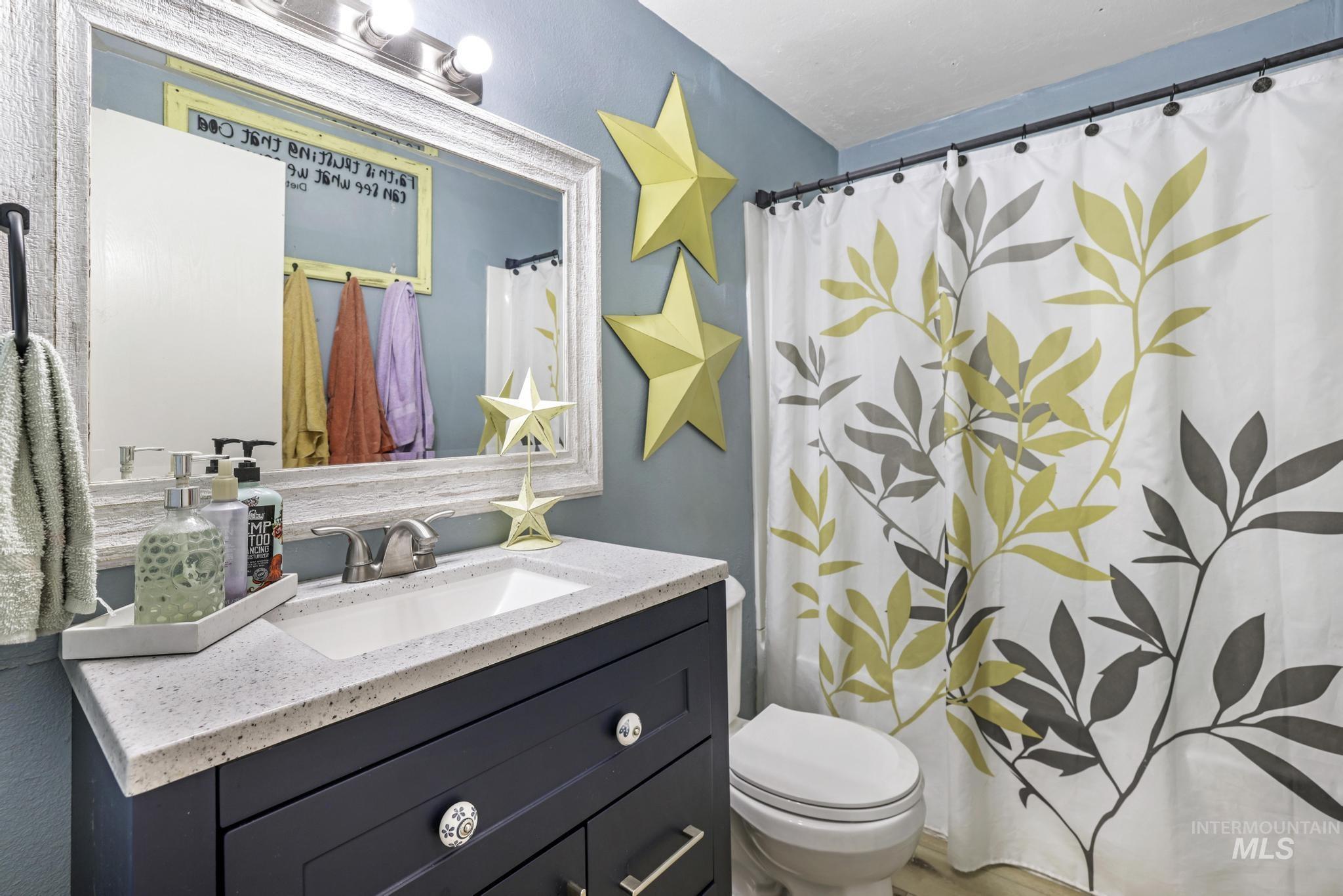 531 Calico St, Hansen, Idaho 83334, 4 Bedrooms, 2 Bathrooms, Residential For Sale, Price $294,400,MLS 98960506