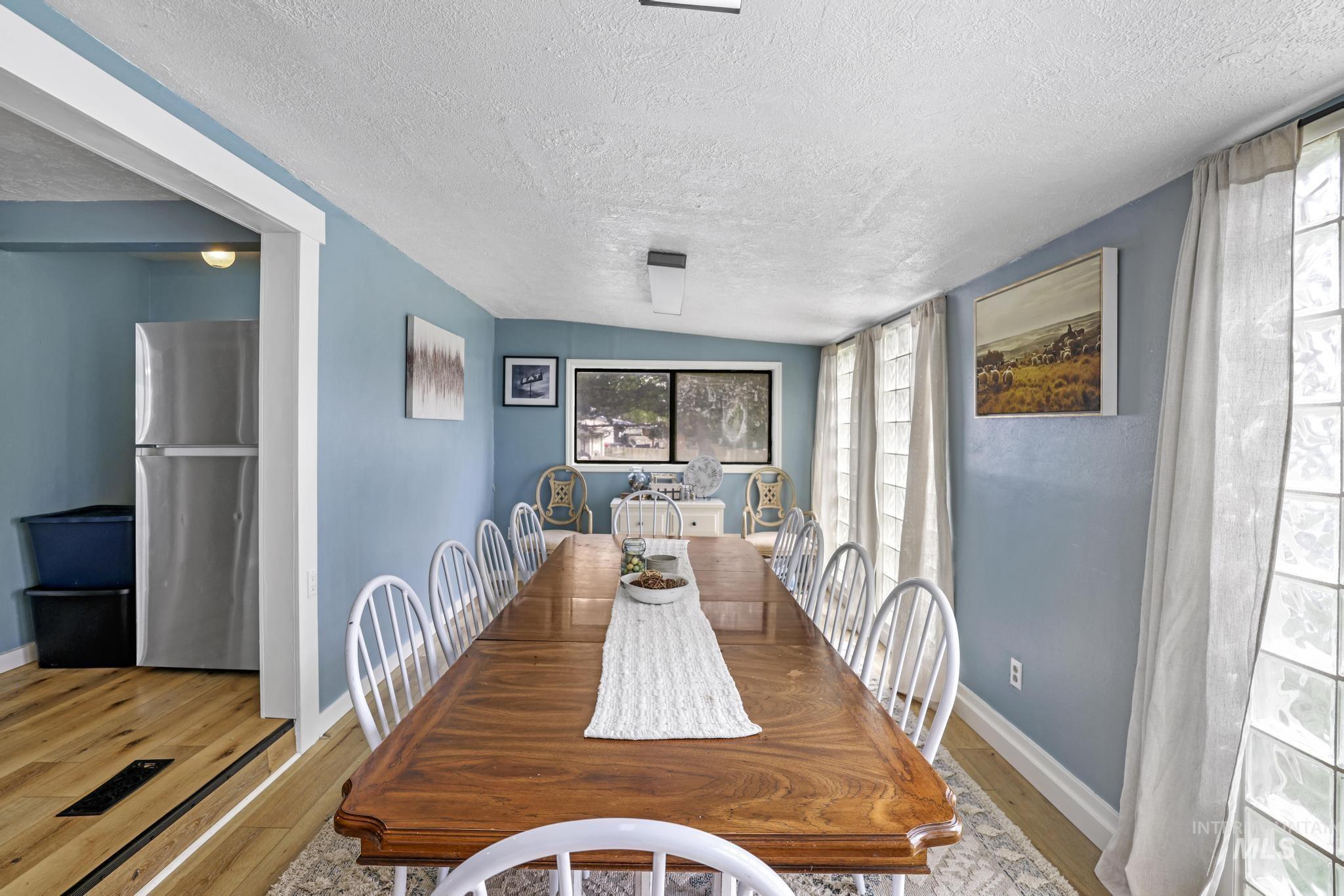 531 Calico St, Hansen, Idaho 83334, 4 Bedrooms, 2 Bathrooms, Residential For Sale, Price $294,400,MLS 98960506