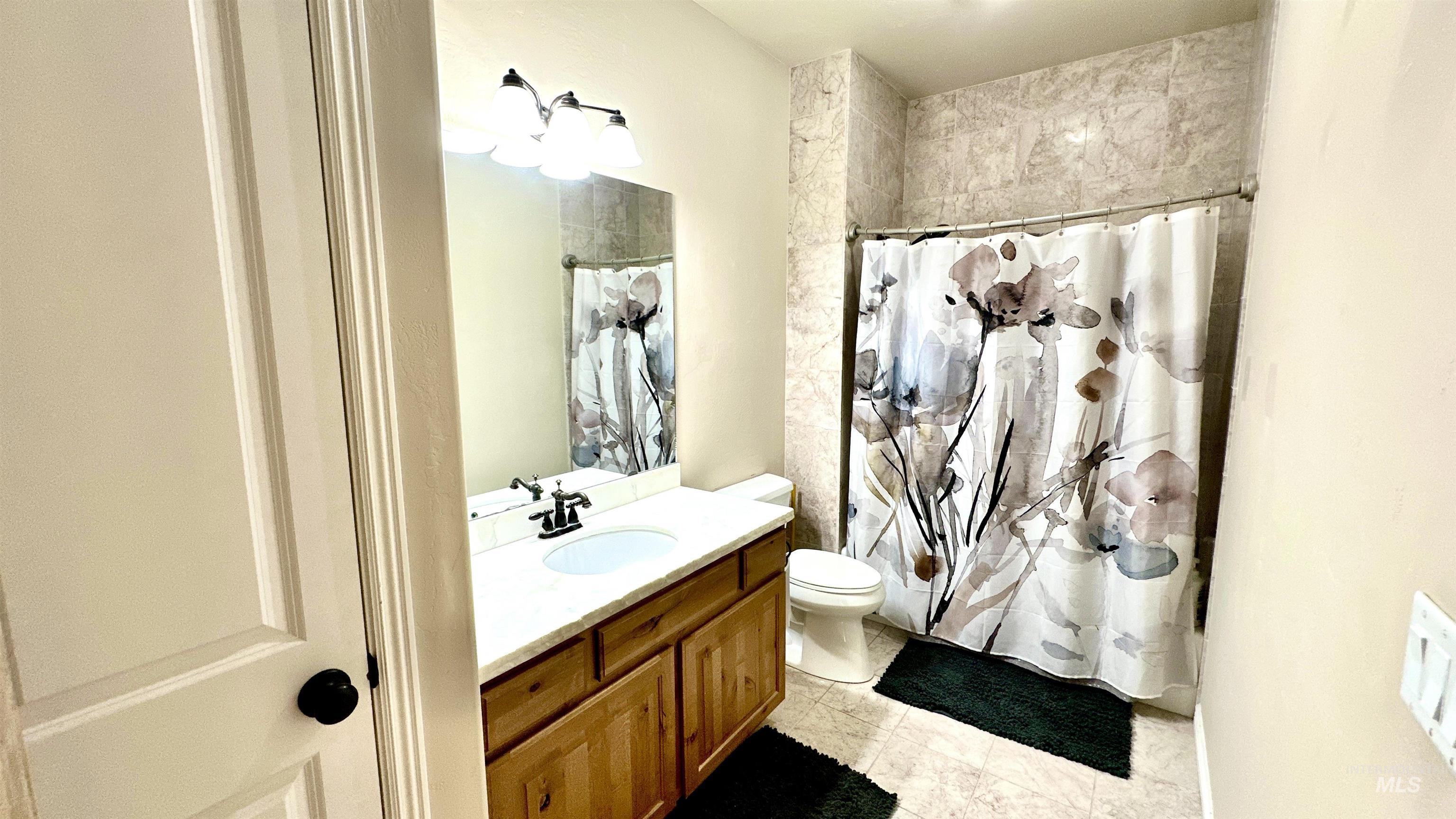 2782 Sun Meadow Drive, Twin Falls, Idaho 83301, 4 Bedrooms, 2.5 Bathrooms, Residential For Sale, Price $618,000, 98960565