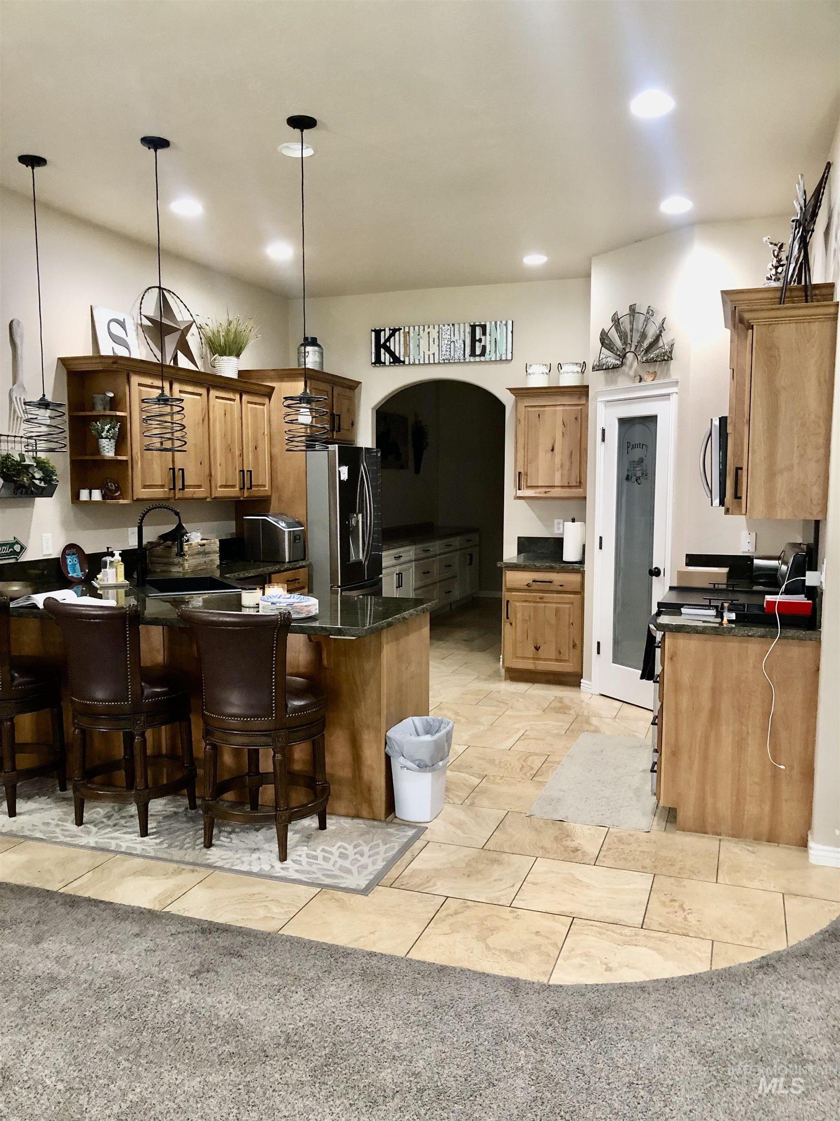 2782 Sun Meadow Drive, Twin Falls, Idaho 83301, 4 Bedrooms, 2.5 Bathrooms, Residential For Sale, Price $649,000, 98960565