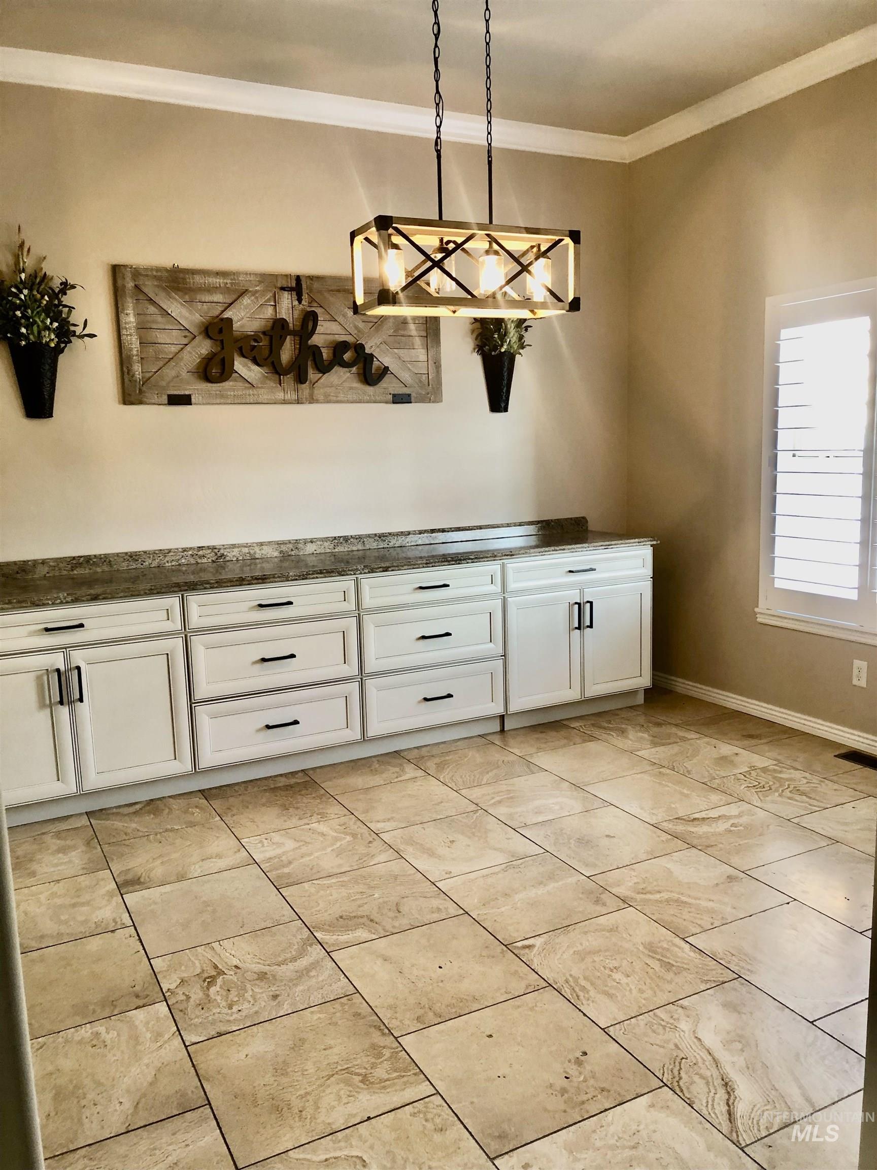 2782 Sun Meadow Drive, Twin Falls, Idaho 83301, 4 Bedrooms, 2.5 Bathrooms, Residential For Sale, Price $649,000, 98960565