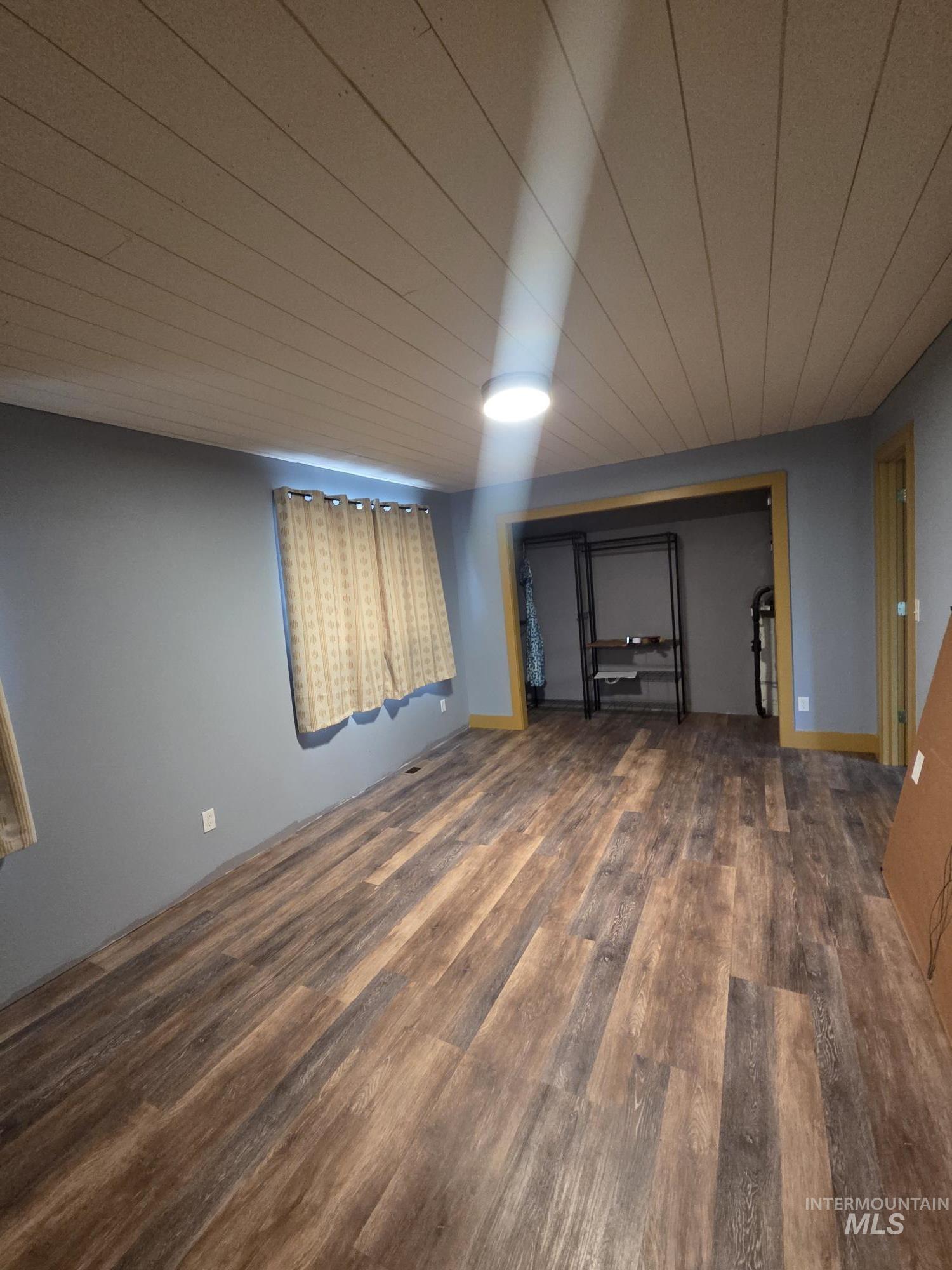 870 Dutch Flat Rd, Pomeroy, Washington 99347, 3 Bedrooms, 2.5 Bathrooms, Residential For Sale, Price $389,000, 98960570