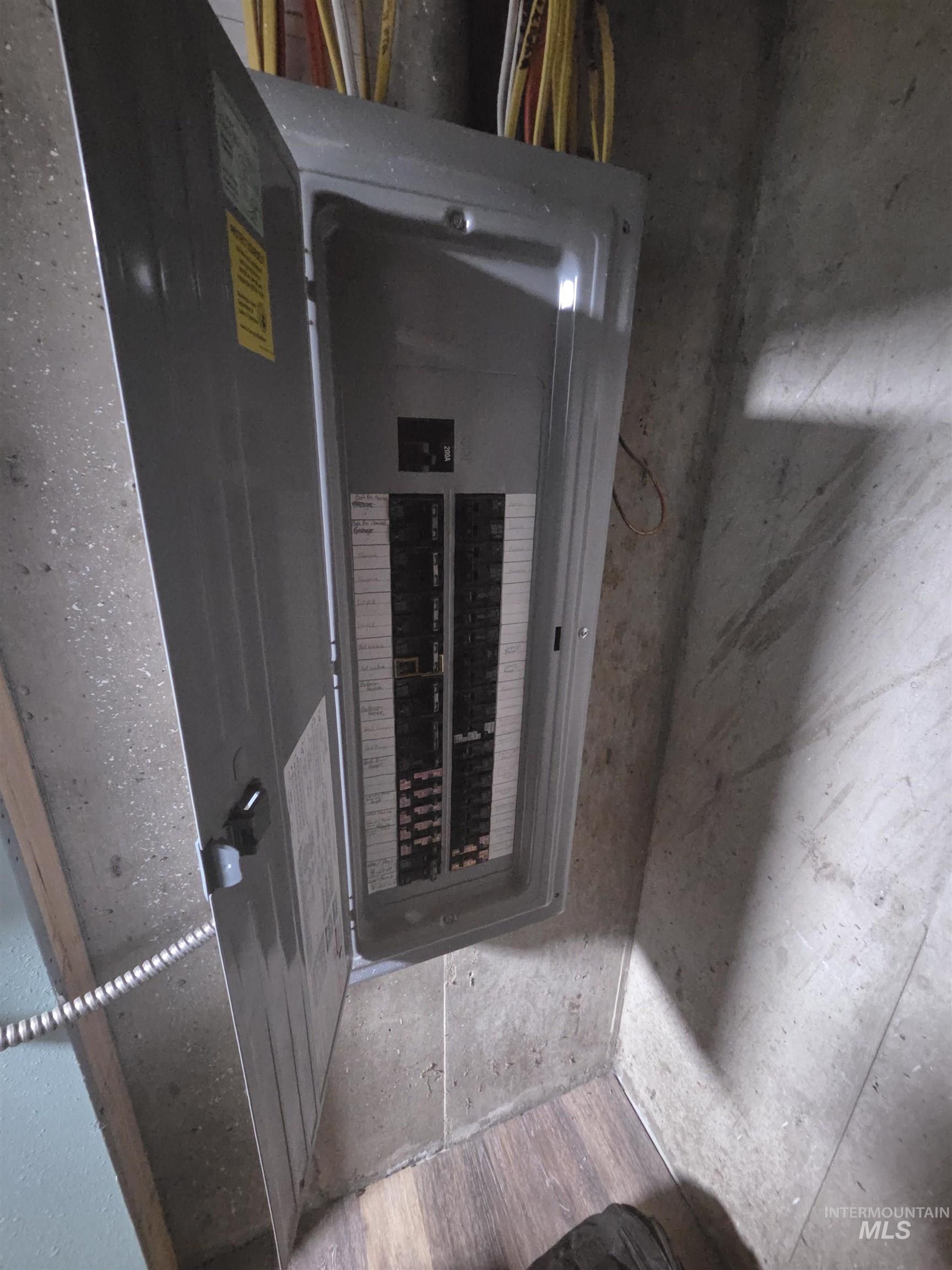 870 Dutch Flat Rd, Pomeroy, Washington 99347, 3 Bedrooms, 2.5 Bathrooms, Residential For Sale, Price $389,000, 98960570