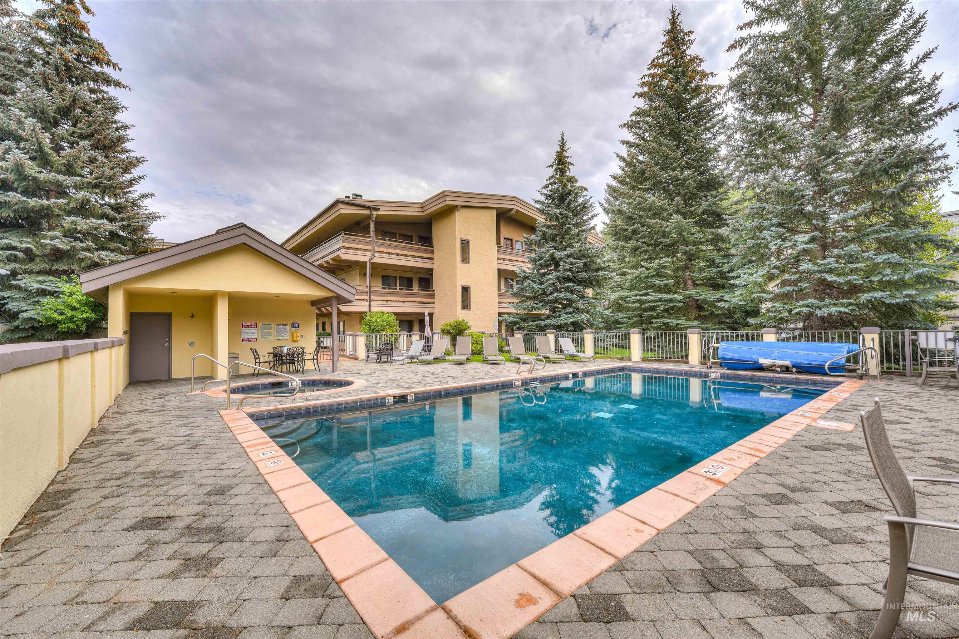 351 S 2nd Ave, Ketchum, Idaho 83340, 2 Bedrooms, 2 Bathrooms, Residential For Sale, Price $1,050,000, 98960617