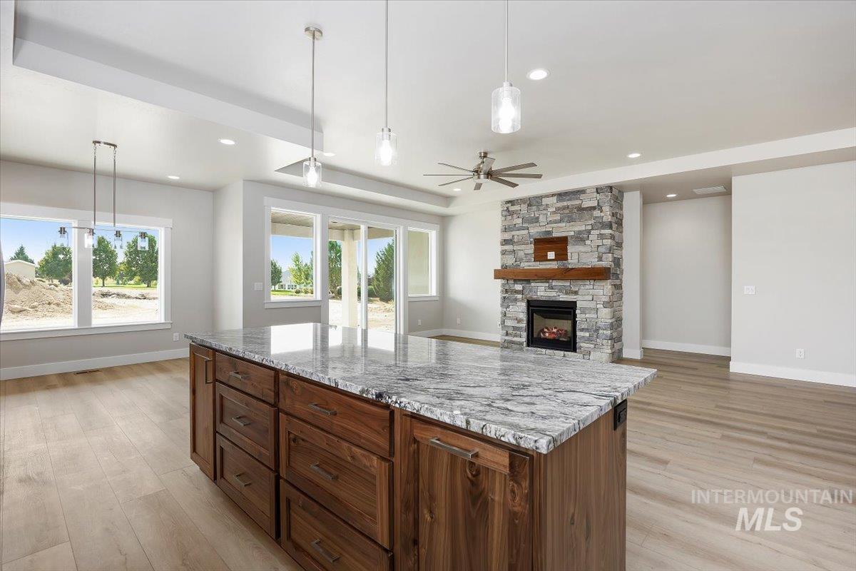 3828 E Susan cir, Kimberly, Idaho 83341, 4 Bedrooms, 3 Bathrooms, Residential For Sale, Price $679,999, 98960623