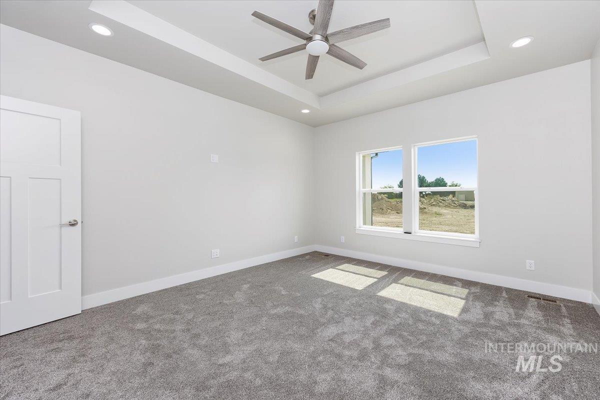 3828 E Susan cir, Kimberly, Idaho 83341, 4 Bedrooms, 3 Bathrooms, Residential For Sale, Price $689,999,MLS 98960623