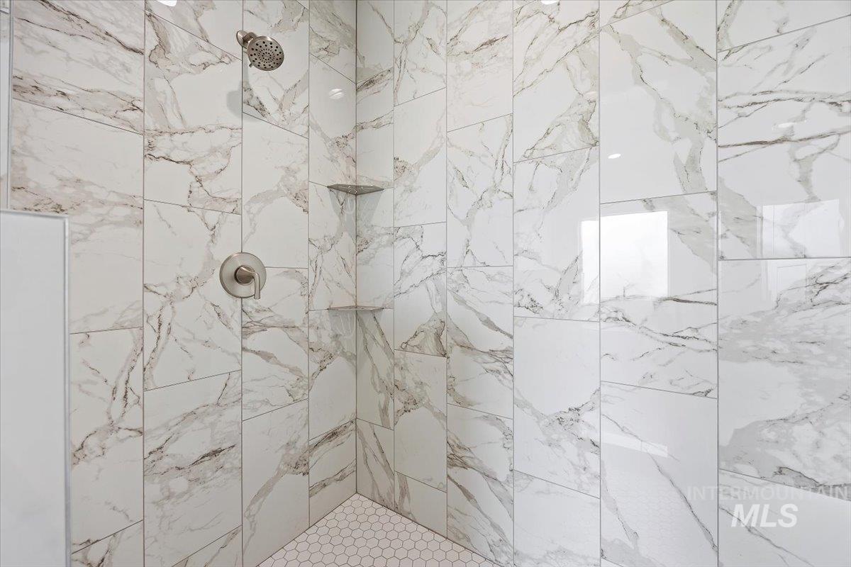 3828 E Susan cir, Kimberly, Idaho 83341, 4 Bedrooms, 3 Bathrooms, Residential For Sale, Price $689,999,MLS 98960623