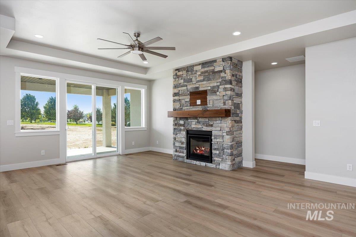 3828 E Susan cir, Kimberly, Idaho 83341, 4 Bedrooms, 3 Bathrooms, Residential For Sale, Price $679,999, 98960623