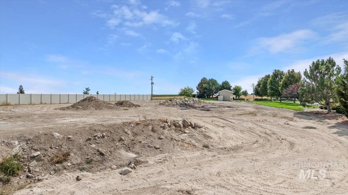 3828 E Susan cir, Kimberly, Idaho 83341, 4 Bedrooms, 3 Bathrooms, Residential For Sale, Price $679,999, 98960623
