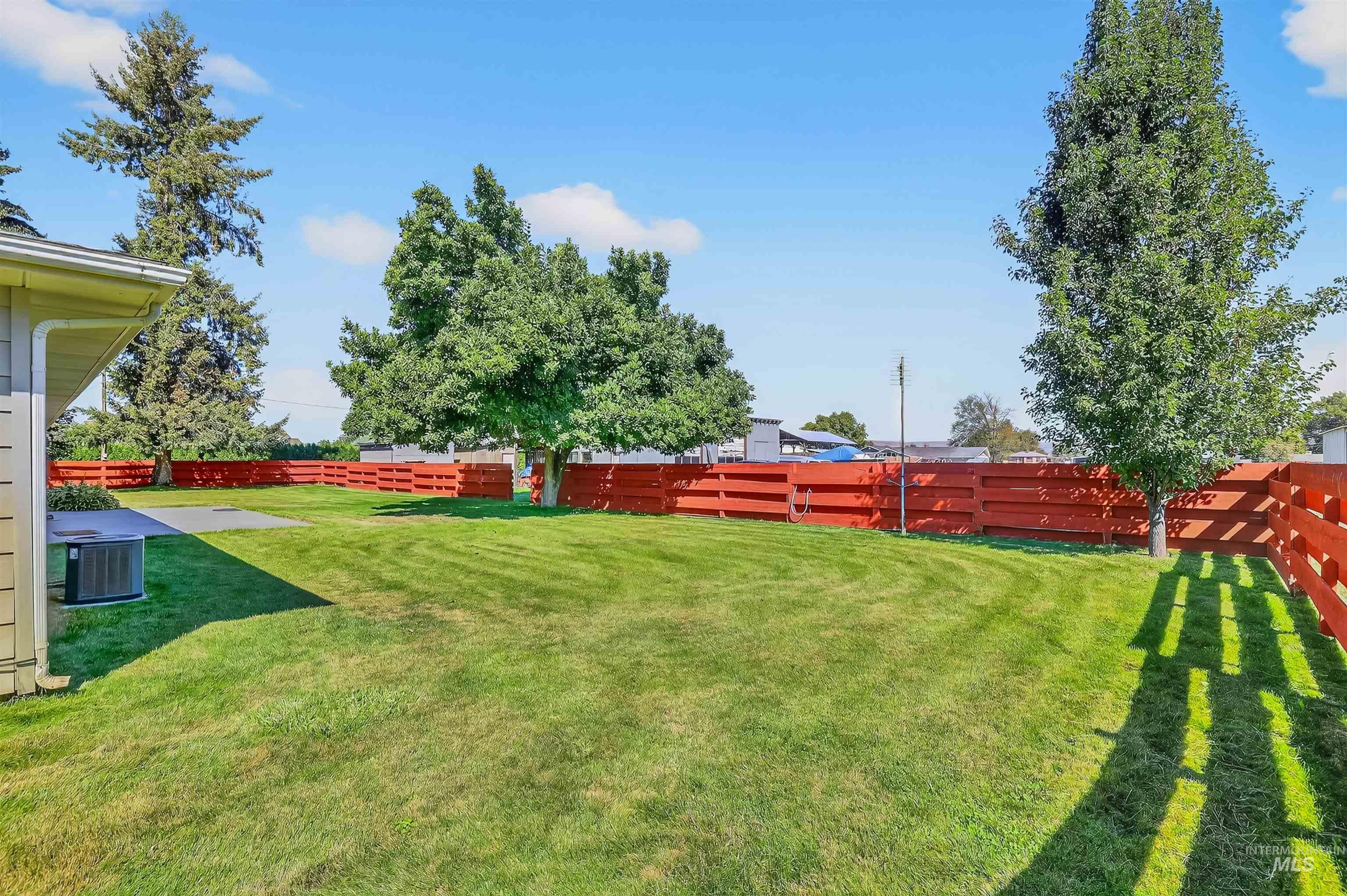 1217 Birch Ave, Lewiston, Idaho 83501, 3 Bedrooms, 2 Bathrooms, Residential For Sale, Price $709,000, 98960633