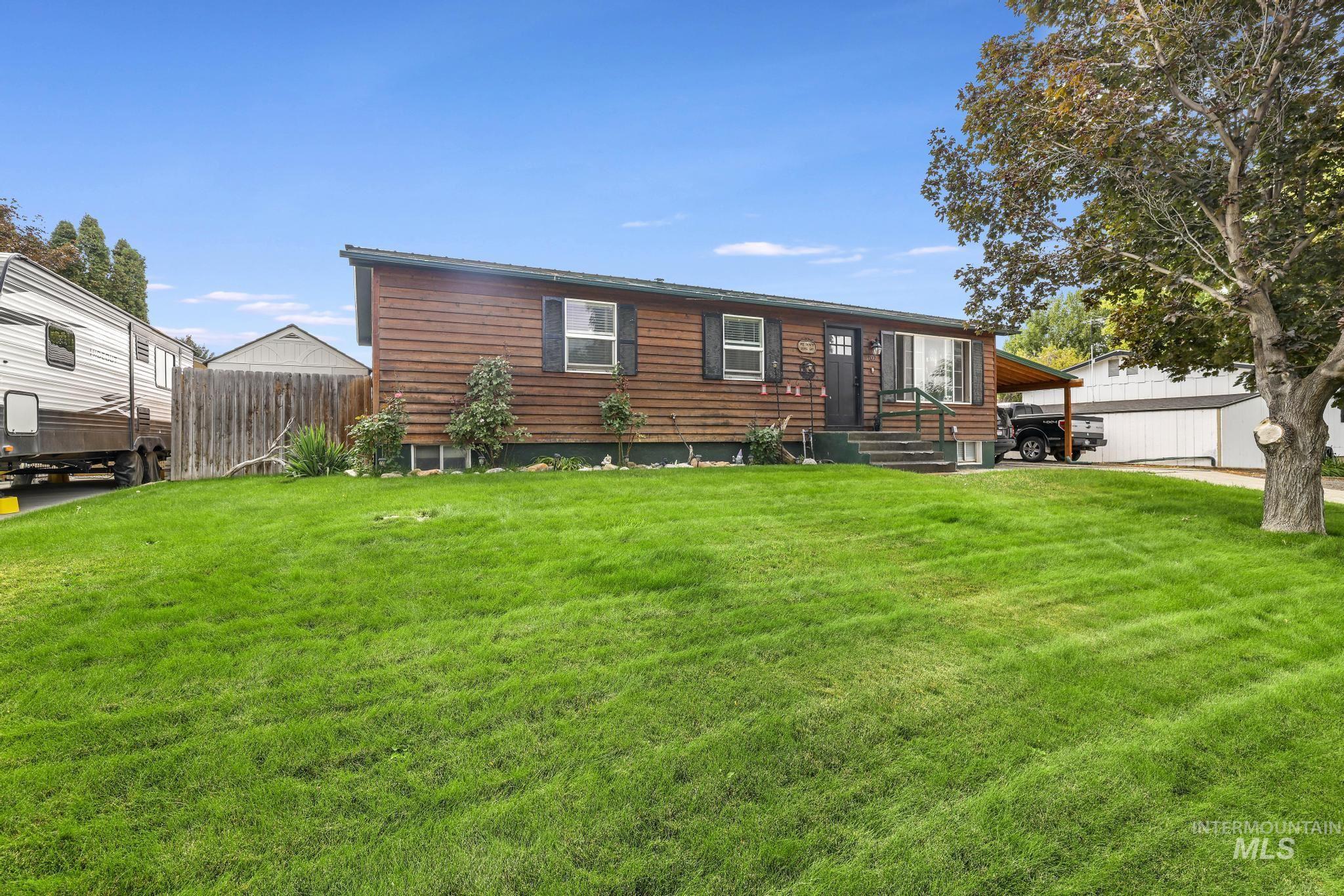 107 Davis, Filer, Idaho 83328, 4 Bedrooms, 3 Bathrooms, Residential For Sale, Price $370,000, 98960649