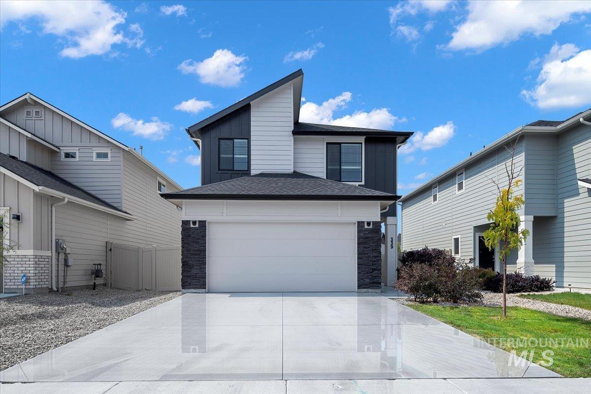 339 S Sunset Point Way, Meridian, Idaho 83642, 4 Bedrooms, 2.5 Bathrooms, Residential For Sale, Price $469,000,MLS 98960661