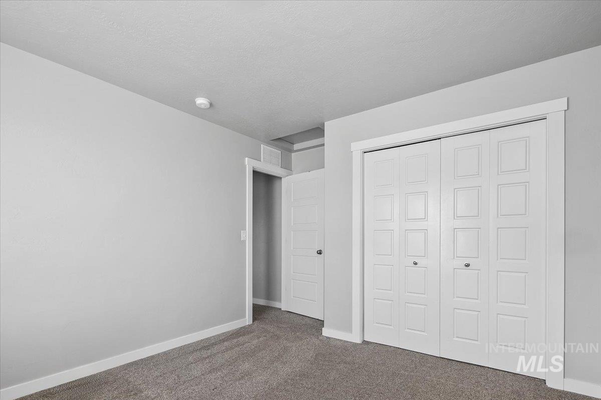 339 S Sunset Point Way, Meridian, Idaho 83642, 4 Bedrooms, 2.5 Bathrooms, Residential For Sale, Price $469,000,MLS 98960661