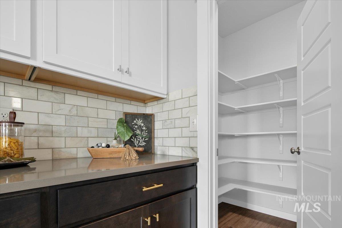 339 S Sunset Point Way, Meridian, Idaho 83642, 4 Bedrooms, 2.5 Bathrooms, Residential For Sale, Price $469,000,MLS 98960661