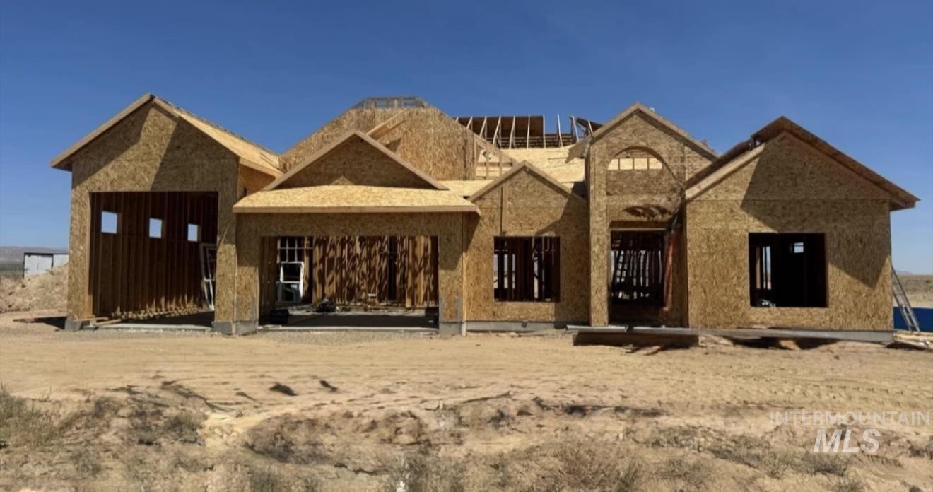 2000 S Sago Court, Mountain Home, Idaho 83647, 4 Bedrooms, 3 Bathrooms, Residential For Sale, Price $1,110,000,MLS 98960665