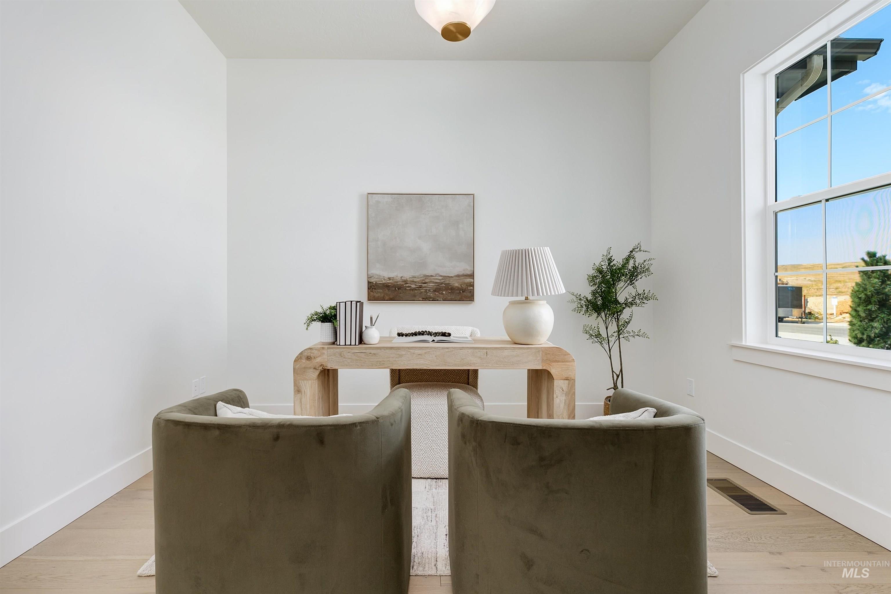 5373 W Haughburn Dr, Eagle, Idaho 83616-1444, 3 Bedrooms, 2.5 Bathrooms, Residential For Sale, Price $1,200,000,MLS 98960669