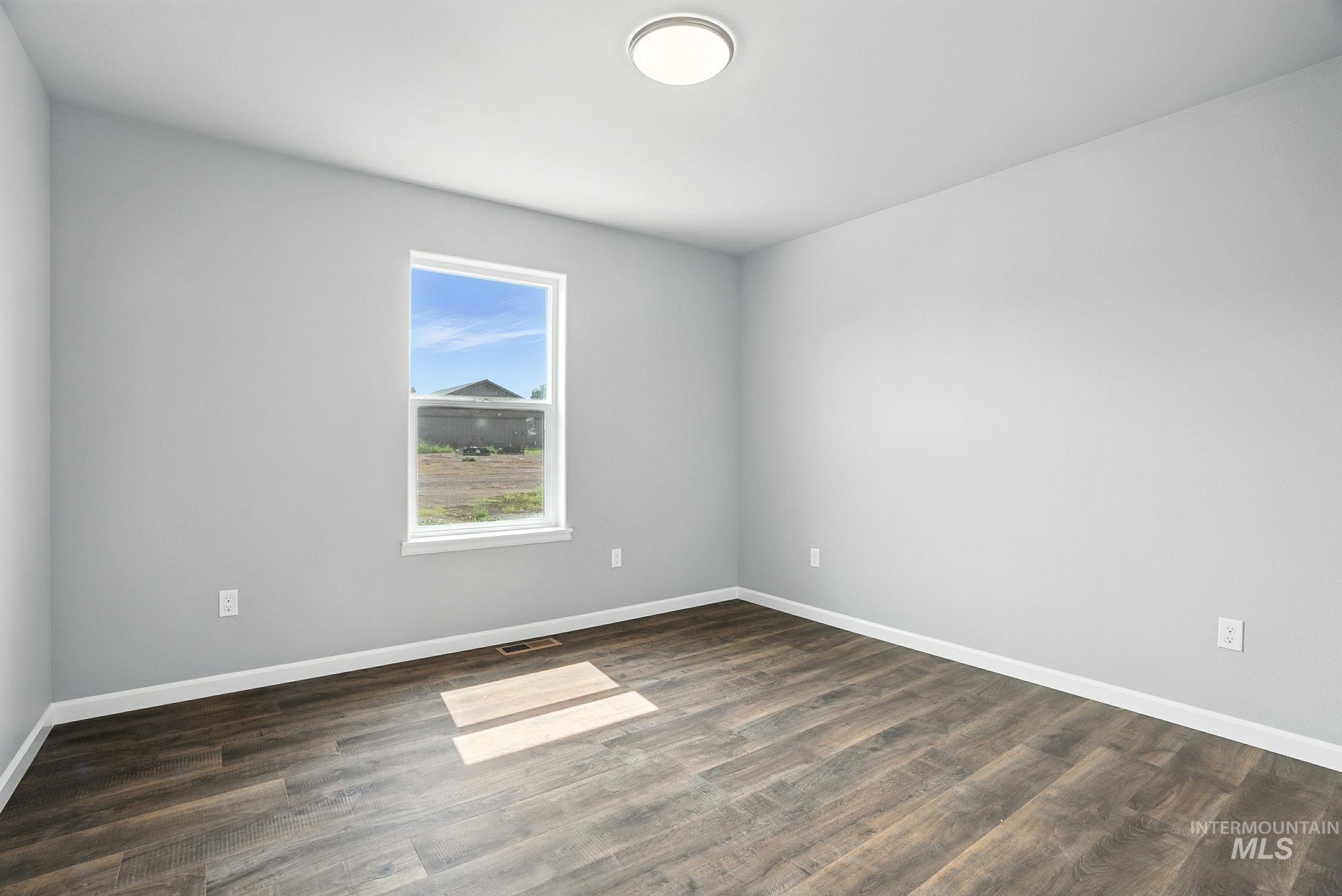 344 Park Dr, Lewiston, Idaho 83501, 3 Bedrooms, 2 Bathrooms, Residential For Sale, Price $475,000,MLS 98960701