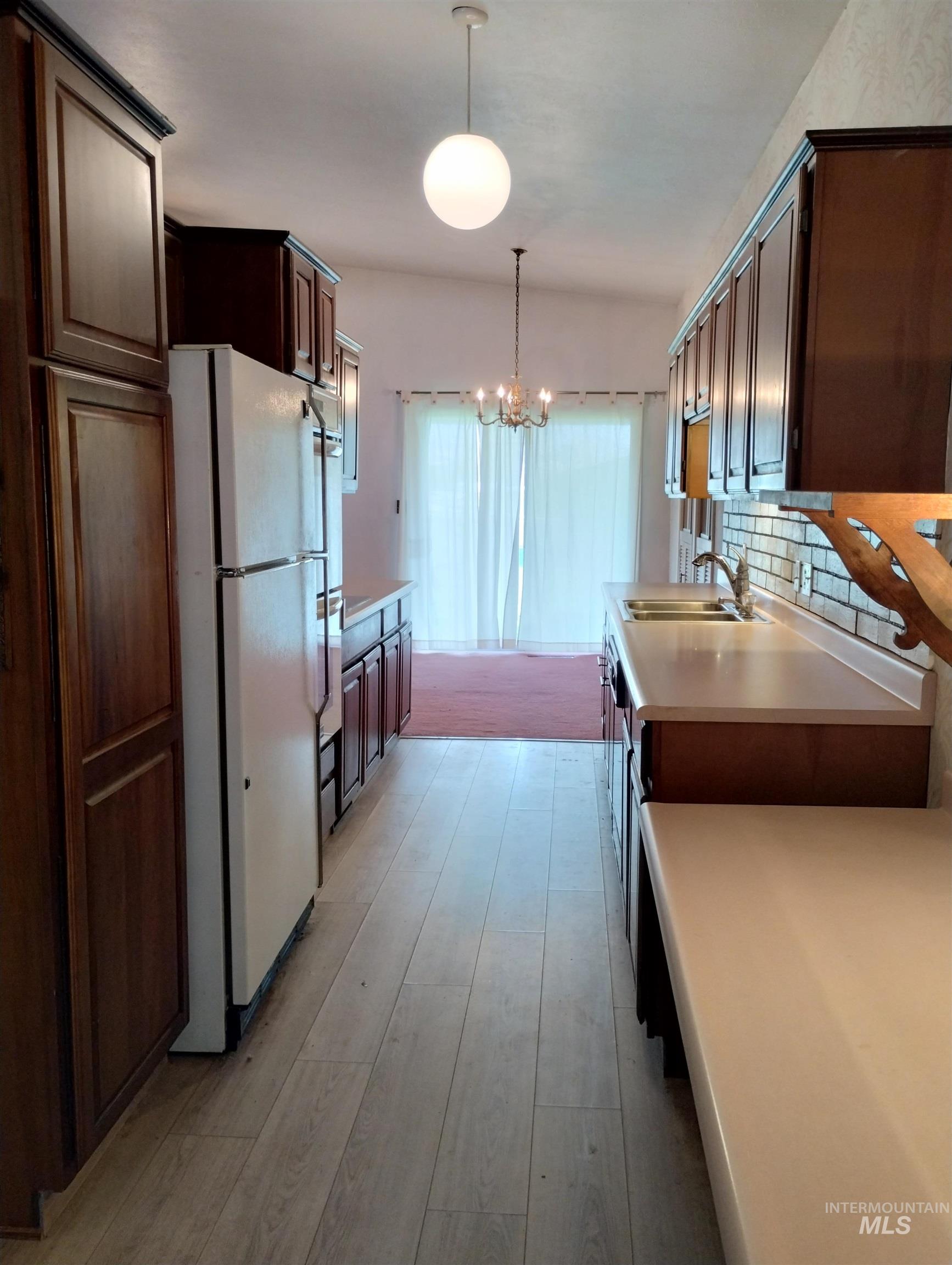 1298 E 2nd Street, Weiser, Idaho 83672, 5 Bedrooms, 2 Bathrooms, Residential For Sale, Price $410,000,MLS 98960710