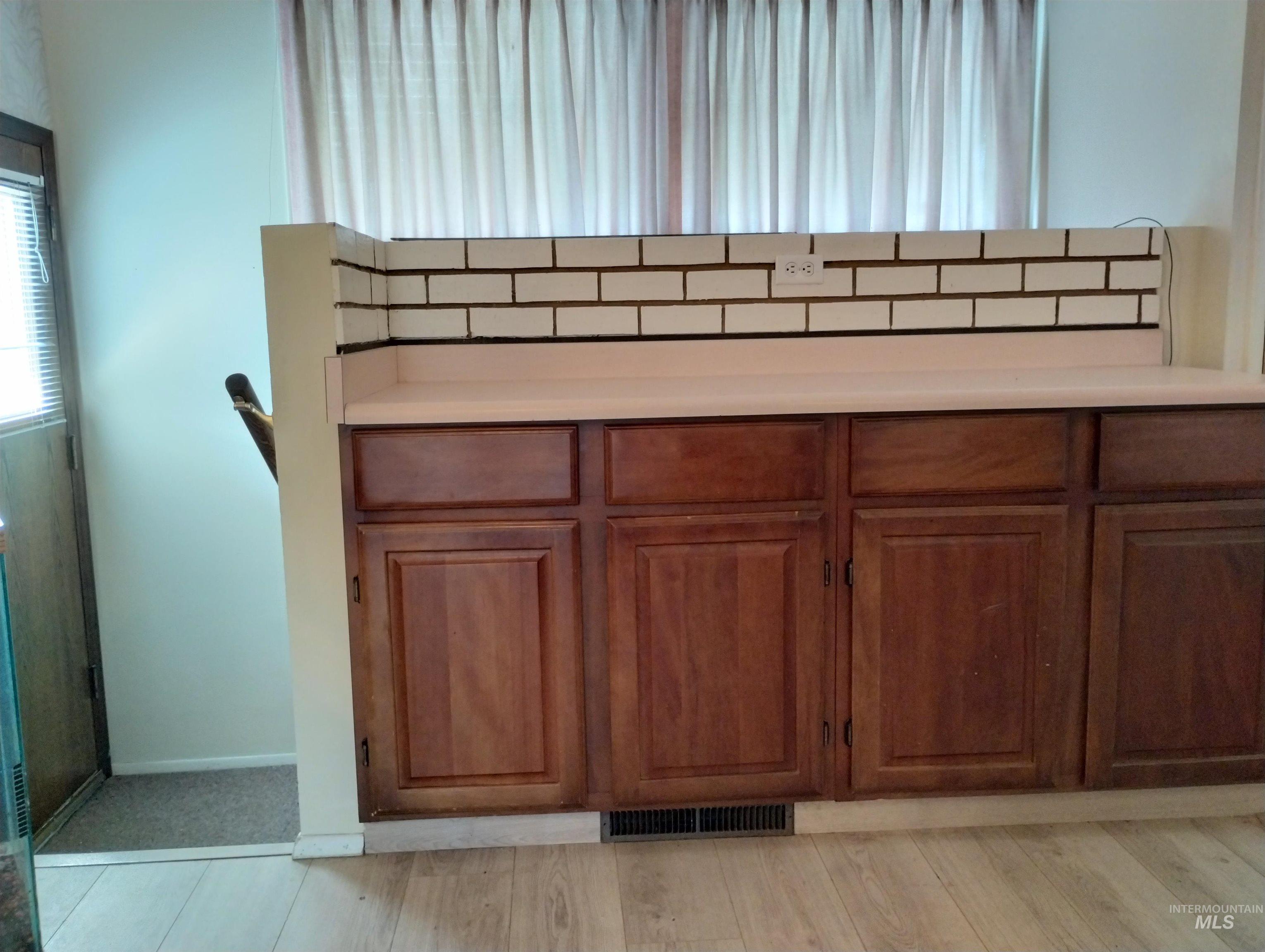 1298 E 2nd Street, Weiser, Idaho 83672, 5 Bedrooms, 2 Bathrooms, Residential For Sale, Price $410,000,MLS 98960710