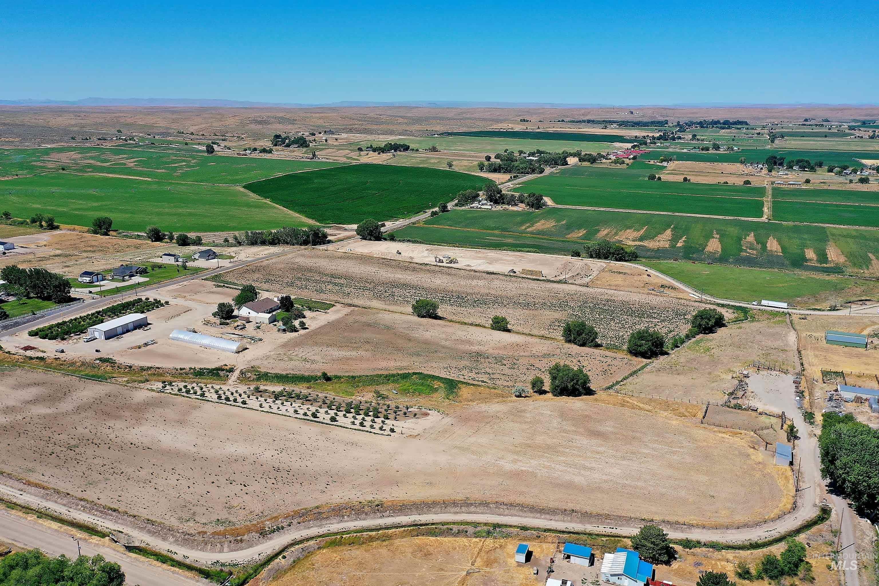 5940 SE 4th Ave, New Plymouth, Idaho 83655, 3 Bedrooms, 2 Bathrooms, Farm & Ranch For Sale, Price $1,175,000,MLS 98960712