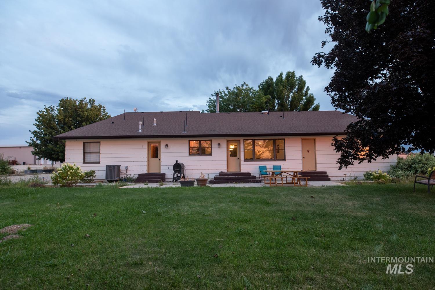 5940 SE 4th Ave, New Plymouth, Idaho 83655, 3 Bedrooms, 2 Bathrooms, Farm & Ranch For Sale, Price $1,175,000,MLS 98960712