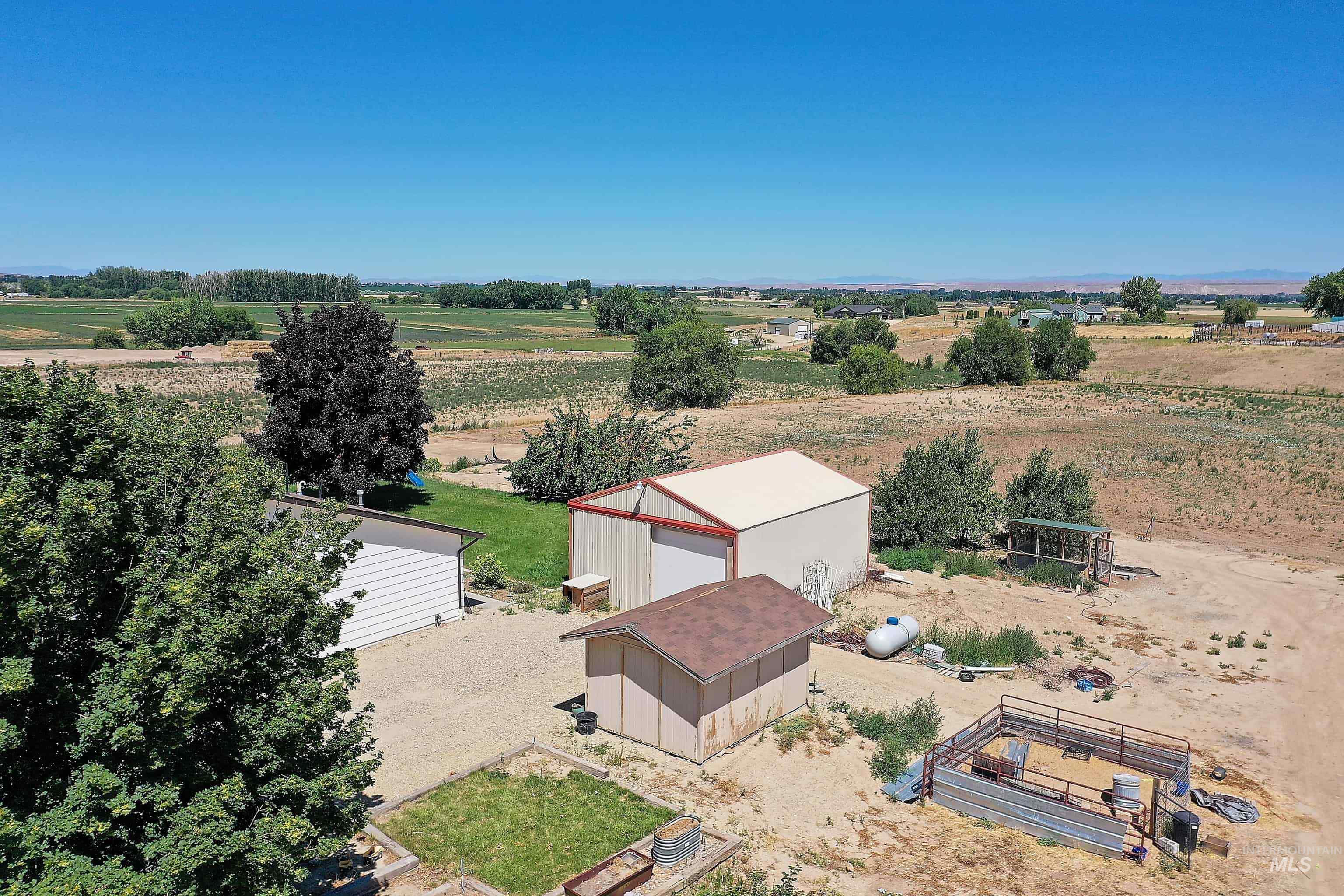 5940 SE 4th Ave, New Plymouth, Idaho 83655, 3 Bedrooms, 2 Bathrooms, Farm & Ranch For Sale, Price $1,175,000,MLS 98960712