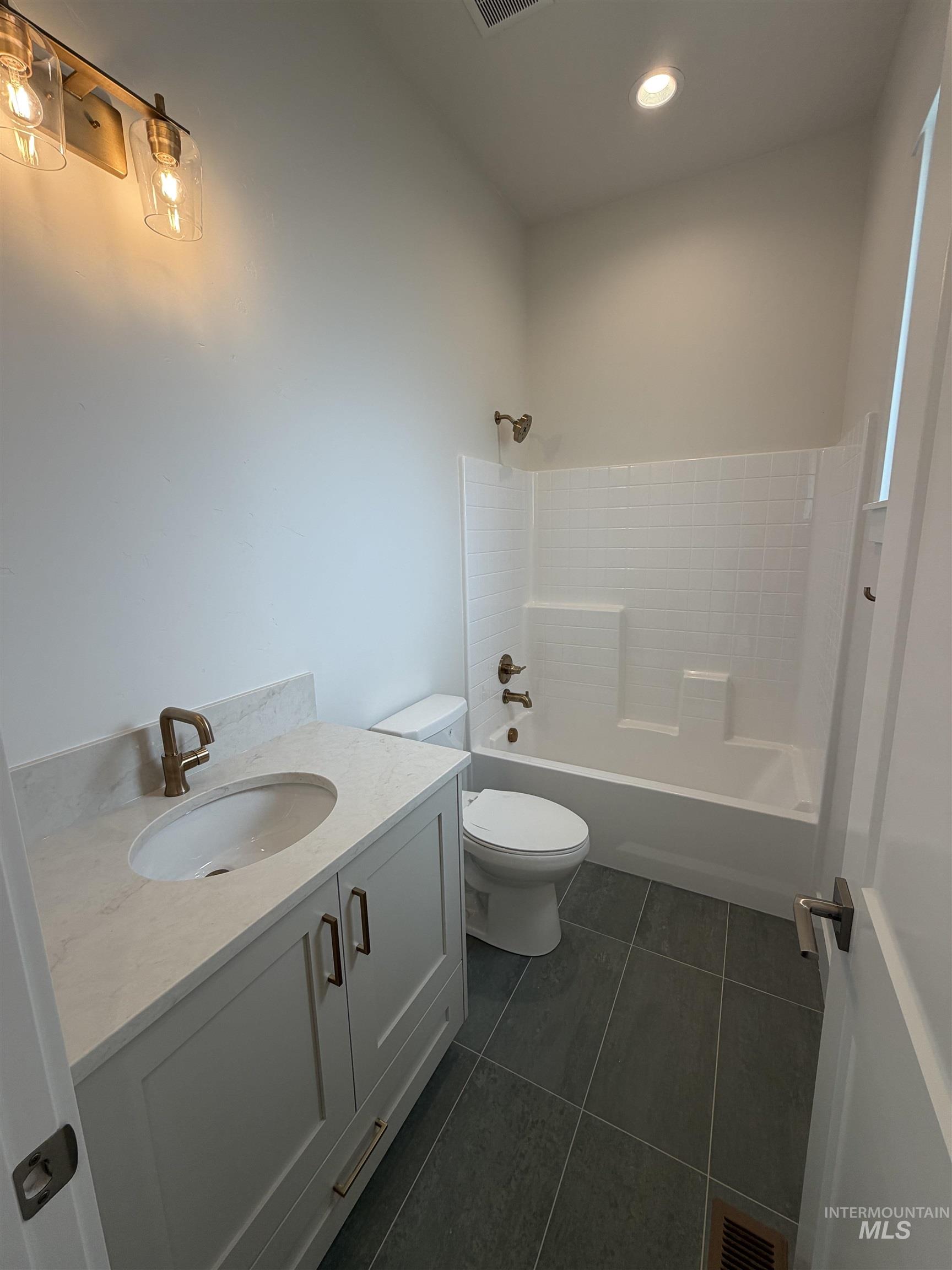 7324 E Osprey Estates Dr, Nampa, Idaho 83686, 3 Bedrooms, 3.5 Bathrooms, Residential For Sale, Price $949,900,MLS 98960726