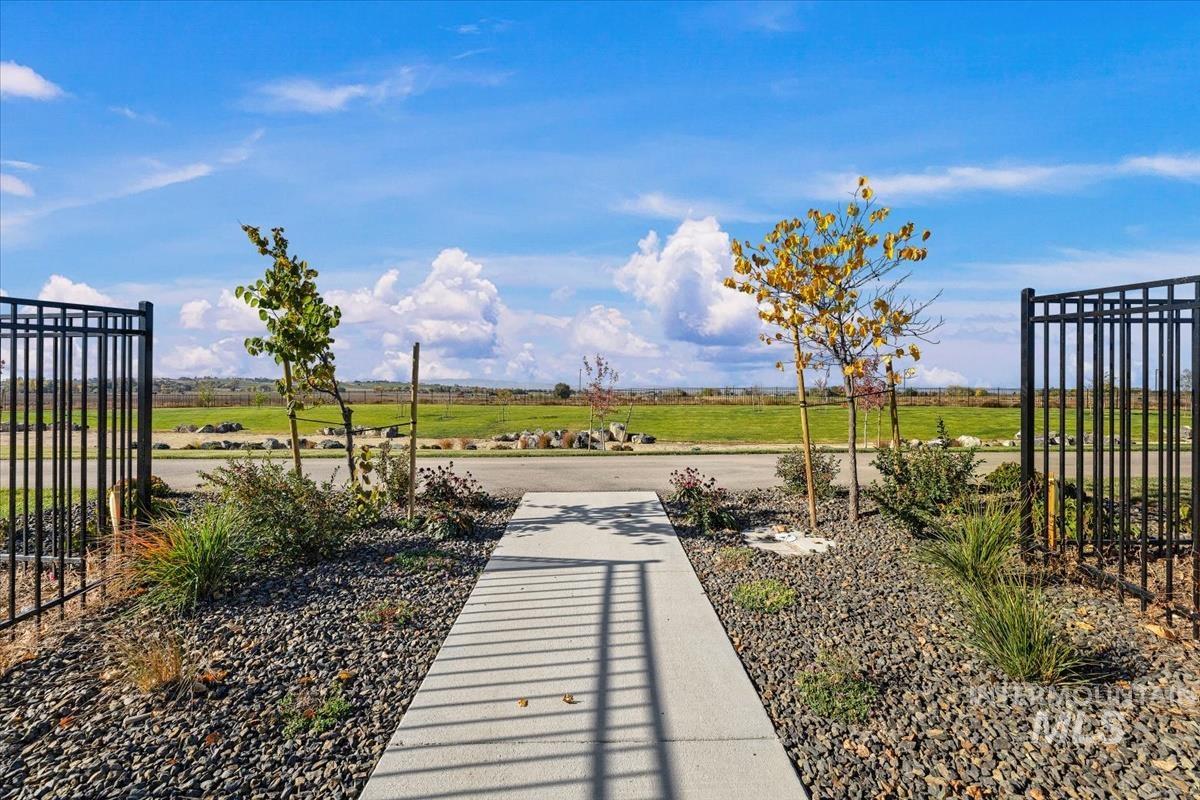 7324 E Osprey Estates Dr, Nampa, Idaho 83686, 3 Bedrooms, 3.5 Bathrooms, Residential For Sale, Price $949,900,MLS 98960726