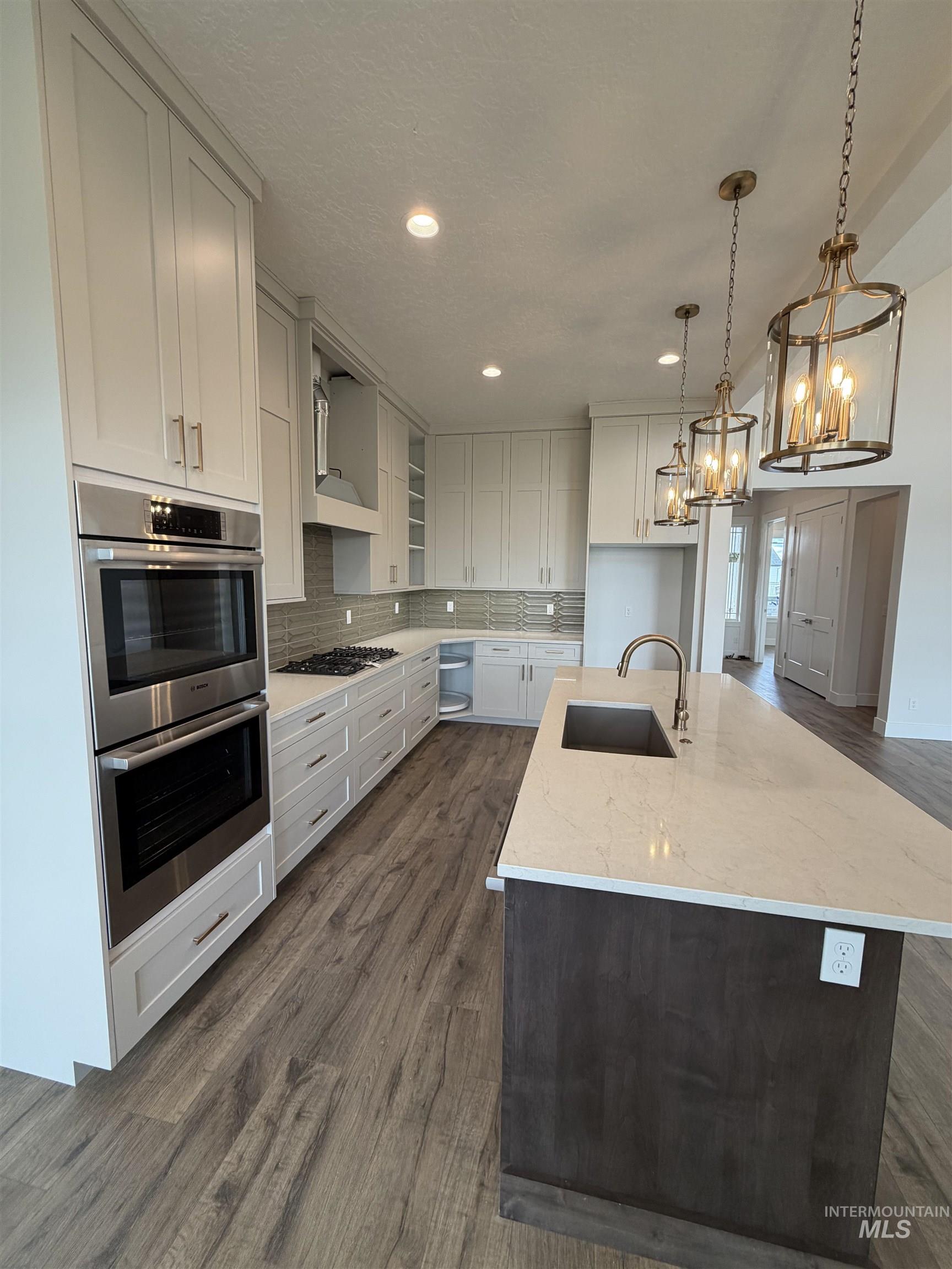 7324 E Osprey Estates Dr, Nampa, Idaho 83686, 3 Bedrooms, 3.5 Bathrooms, Residential For Sale, Price $949,900,MLS 98960726