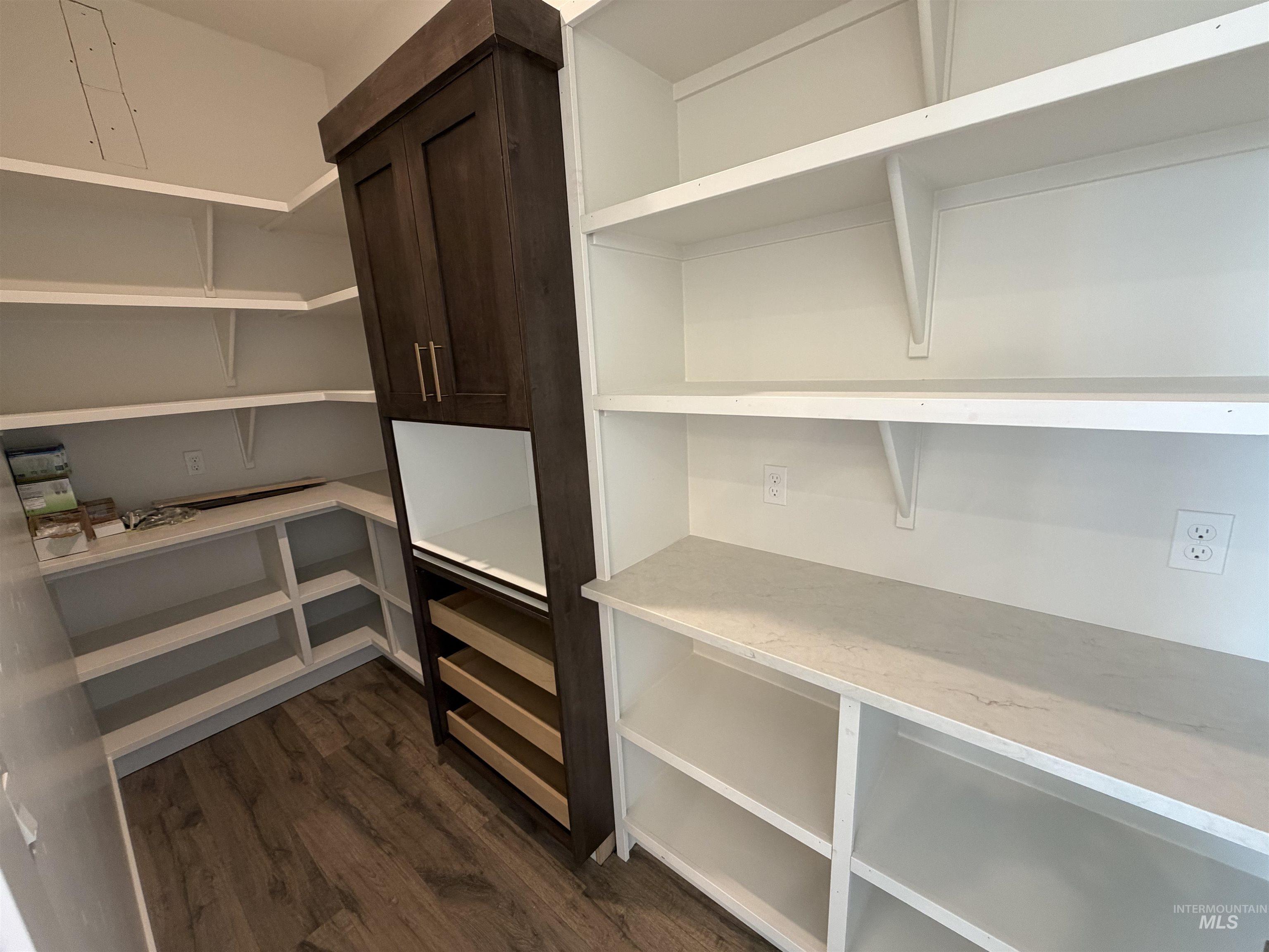 7324 E Osprey Estates Dr, Nampa, Idaho 83686, 3 Bedrooms, 3.5 Bathrooms, Residential For Sale, Price $949,900,MLS 98960726