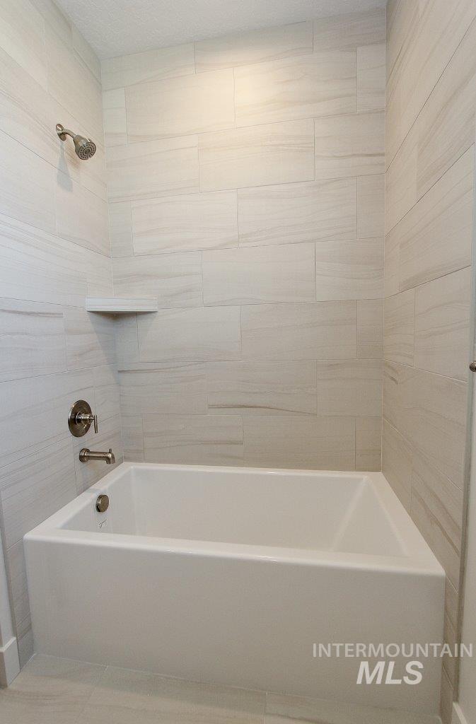 1437 E Andes Dr, Kuna, Idaho 83634, 4 Bedrooms, 2 Bathrooms, Residential For Sale, Price $629,900,MLS 98960840