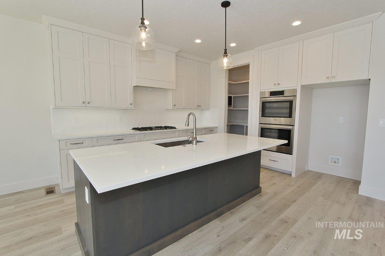 1437 E Andes Dr, Kuna, Idaho 83634, 4 Bedrooms, 2 Bathrooms, Residential For Sale, Price $629,900,MLS 98960840