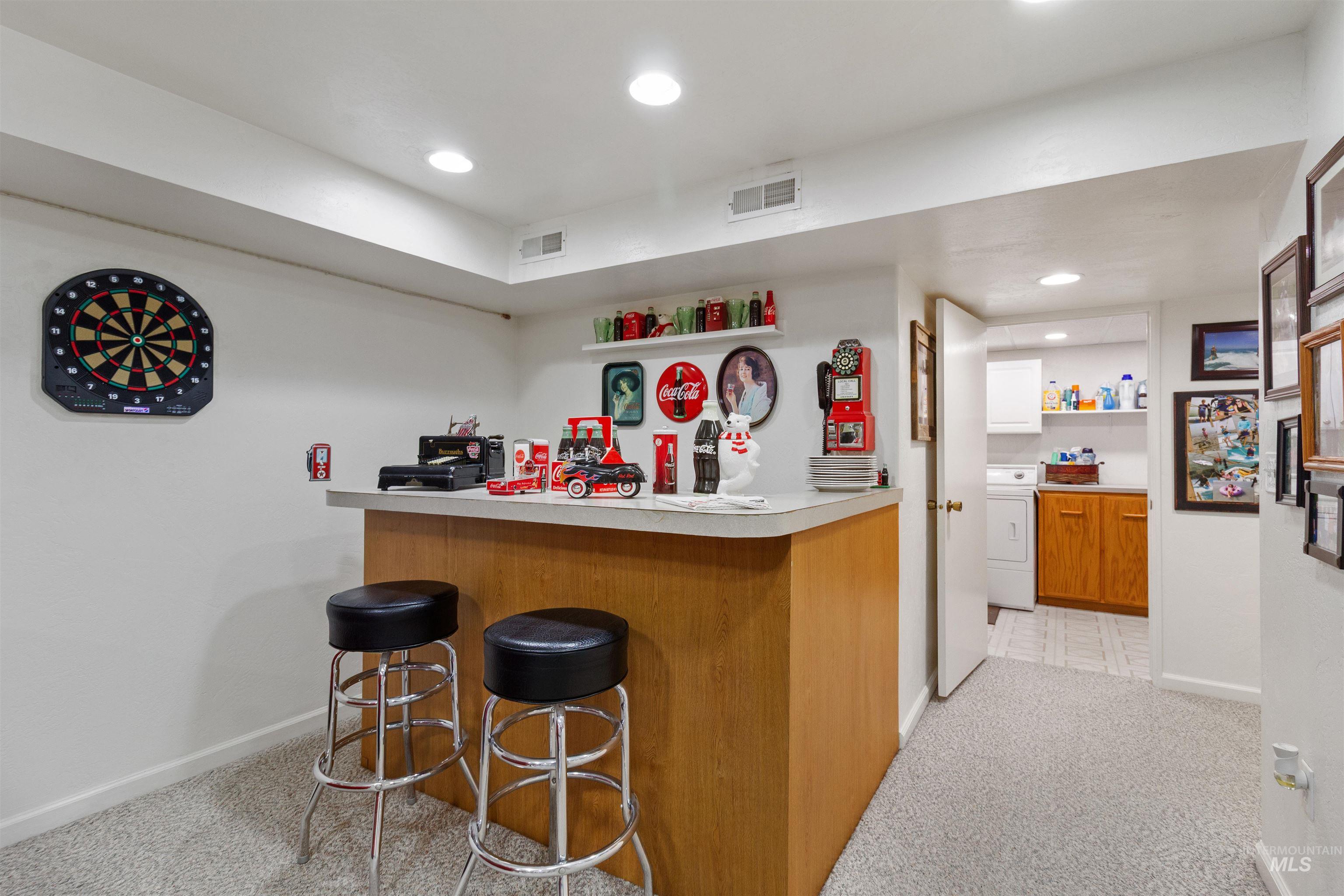 675 Mountain View Dr, Twin Falls, Idaho 83301-4321, 4 Bedrooms, 3 Bathrooms, Residential For Sale, Price $483,900, 98960861