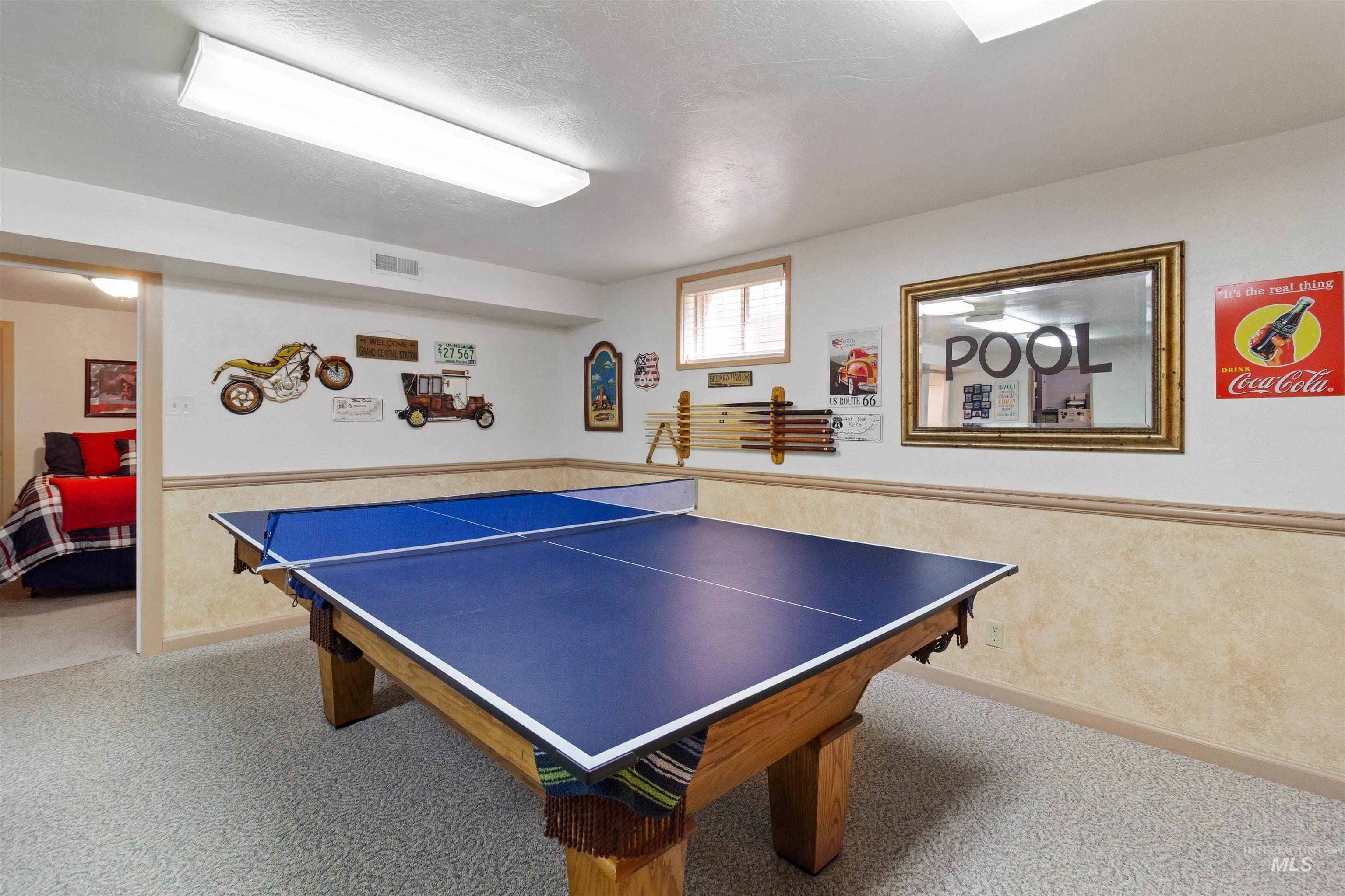 675 Mountain View Dr, Twin Falls, Idaho 83301-4321, 4 Bedrooms, 3 Bathrooms, Residential For Sale, Price $483,900, 98960861