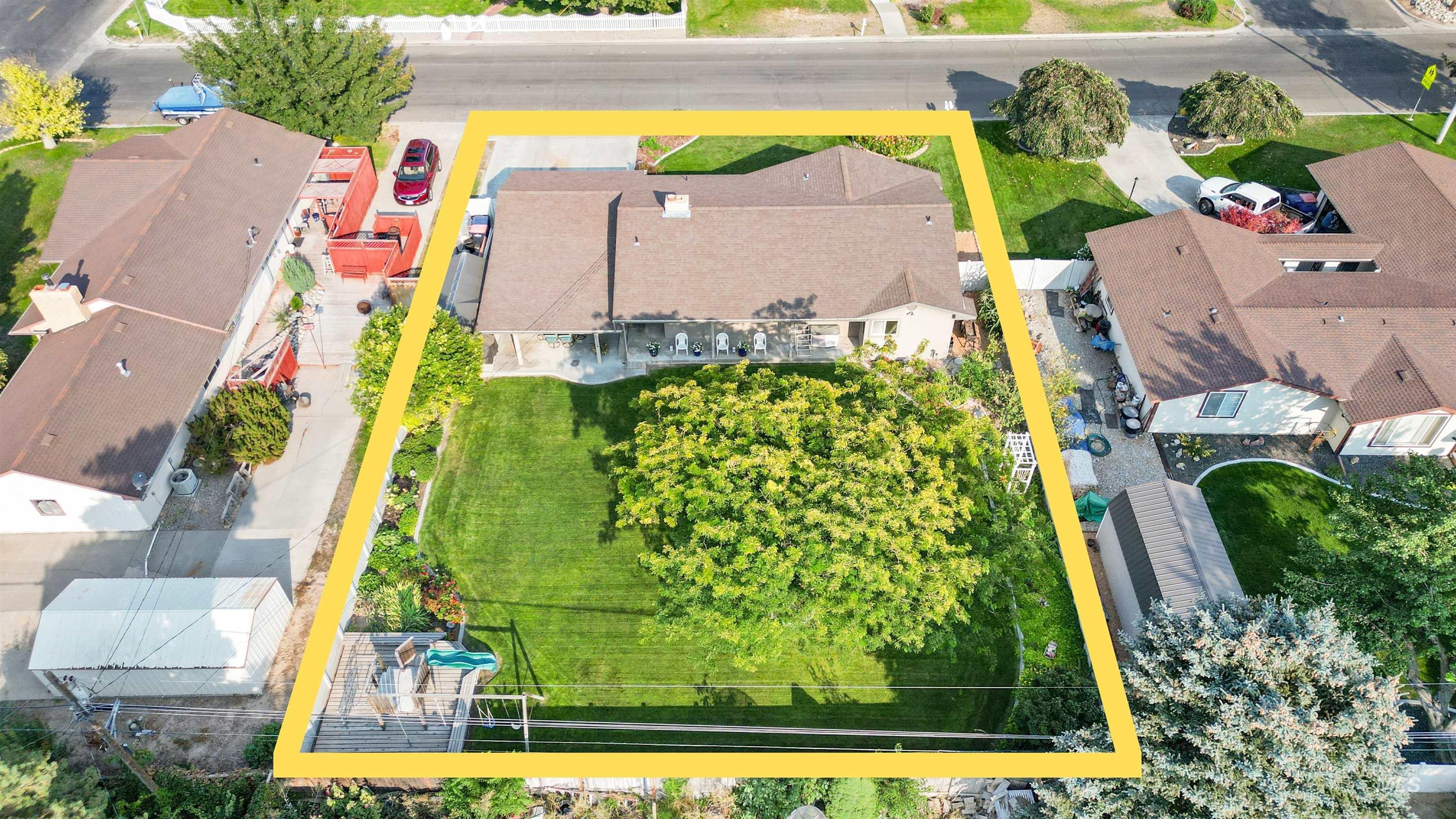 675 Mountain View Dr, Twin Falls, Idaho 83301-4321, 4 Bedrooms, 3 Bathrooms, Residential For Sale, Price $483,900, 98960861