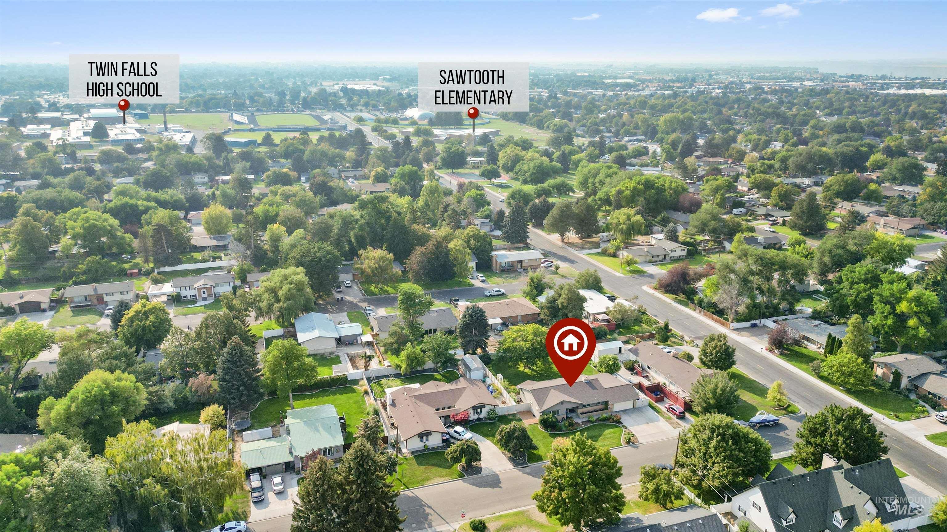 675 Mountain View Dr, Twin Falls, Idaho 83301-4321, 4 Bedrooms, 3 Bathrooms, Residential For Sale, Price $483,900, 98960861