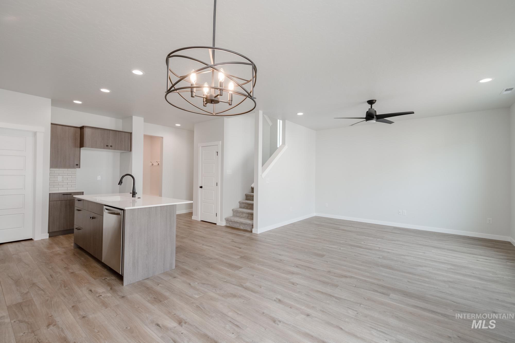 4222 E Kalinga St, Meridian, Idaho 83642, 3 Bedrooms, 2.5 Bathrooms, Residential For Sale, Price $429,990,MLS 98960869