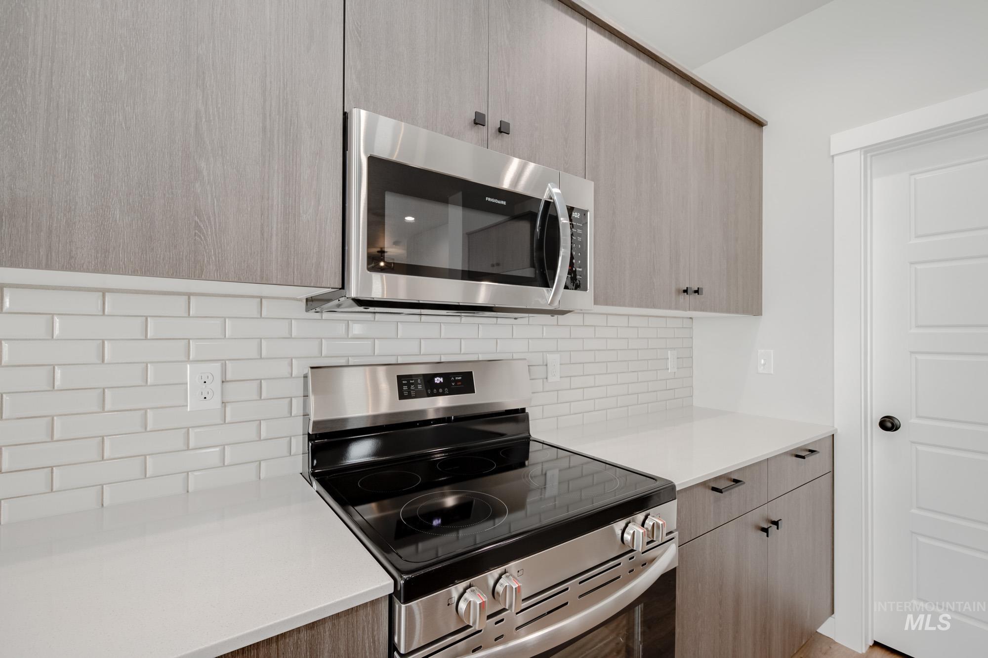 4222 E Kalinga St, Meridian, Idaho 83642, 3 Bedrooms, 2.5 Bathrooms, Residential For Sale, Price $429,990,MLS 98960869