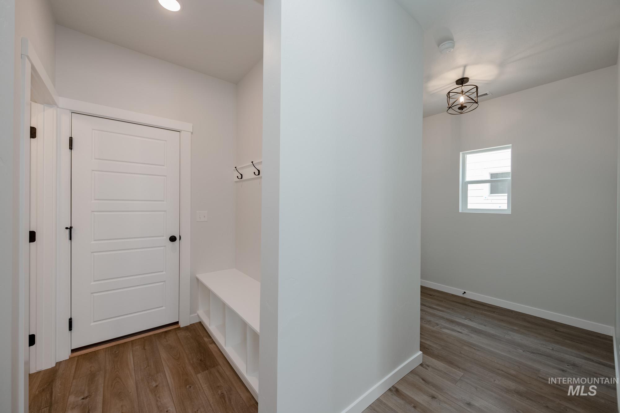 4222 E Kalinga St, Meridian, Idaho 83642, 3 Bedrooms, 2.5 Bathrooms, Residential For Sale, Price $429,990,MLS 98960869