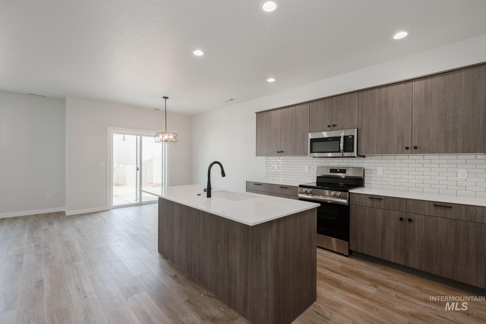 4222 E Kalinga St, Meridian, Idaho 83642, 3 Bedrooms, 2.5 Bathrooms, Residential For Sale, Price $429,990,MLS 98960869