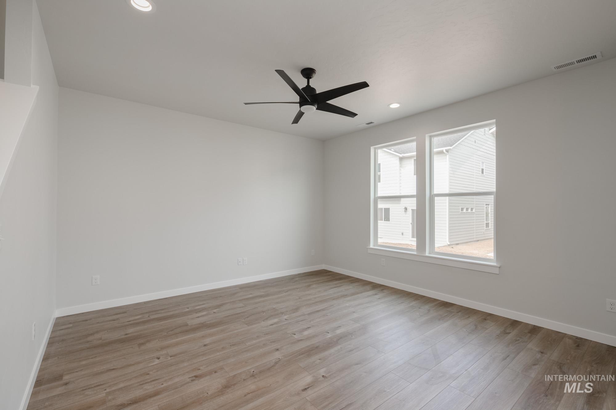 4222 E Kalinga St, Meridian, Idaho 83642, 3 Bedrooms, 2.5 Bathrooms, Residential For Sale, Price $429,990,MLS 98960869