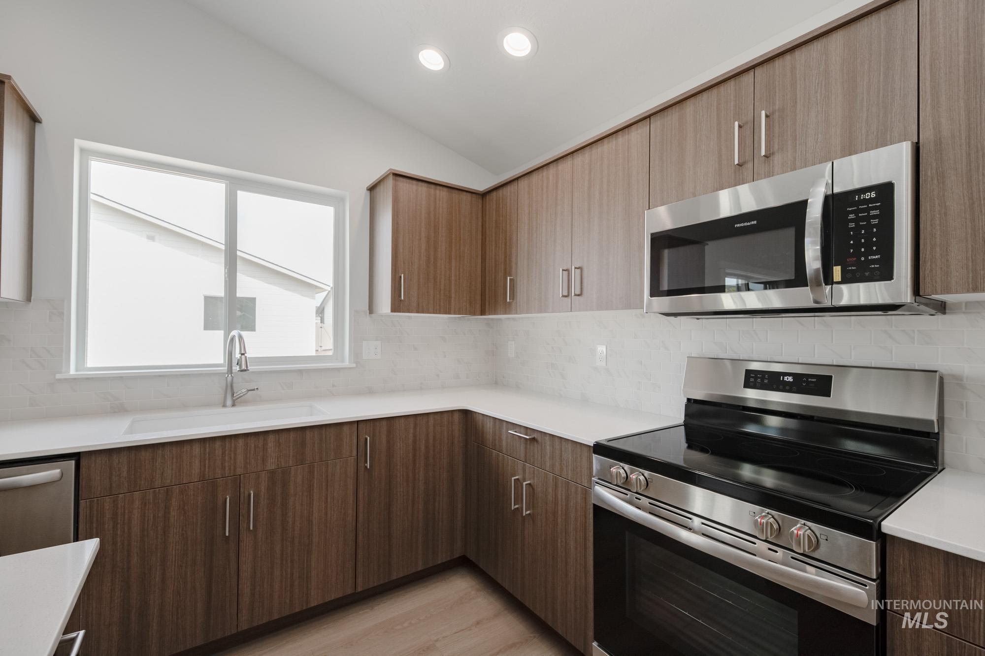 6308 W Karpathos St, Meridian, Idaho 83646, 4 Bedrooms, 2 Bathrooms, Residential For Sale, Price $459,990,MLS 98960879