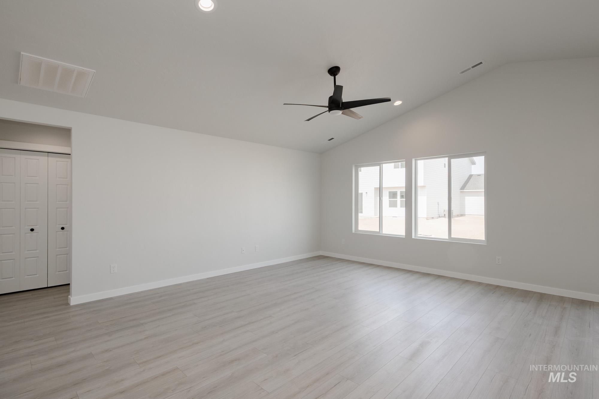 6208 W Karpathos St, Meridian, Idaho 83646, 3 Bedrooms, 2 Bathrooms, Residential For Sale, Price $441,990,MLS 98960881