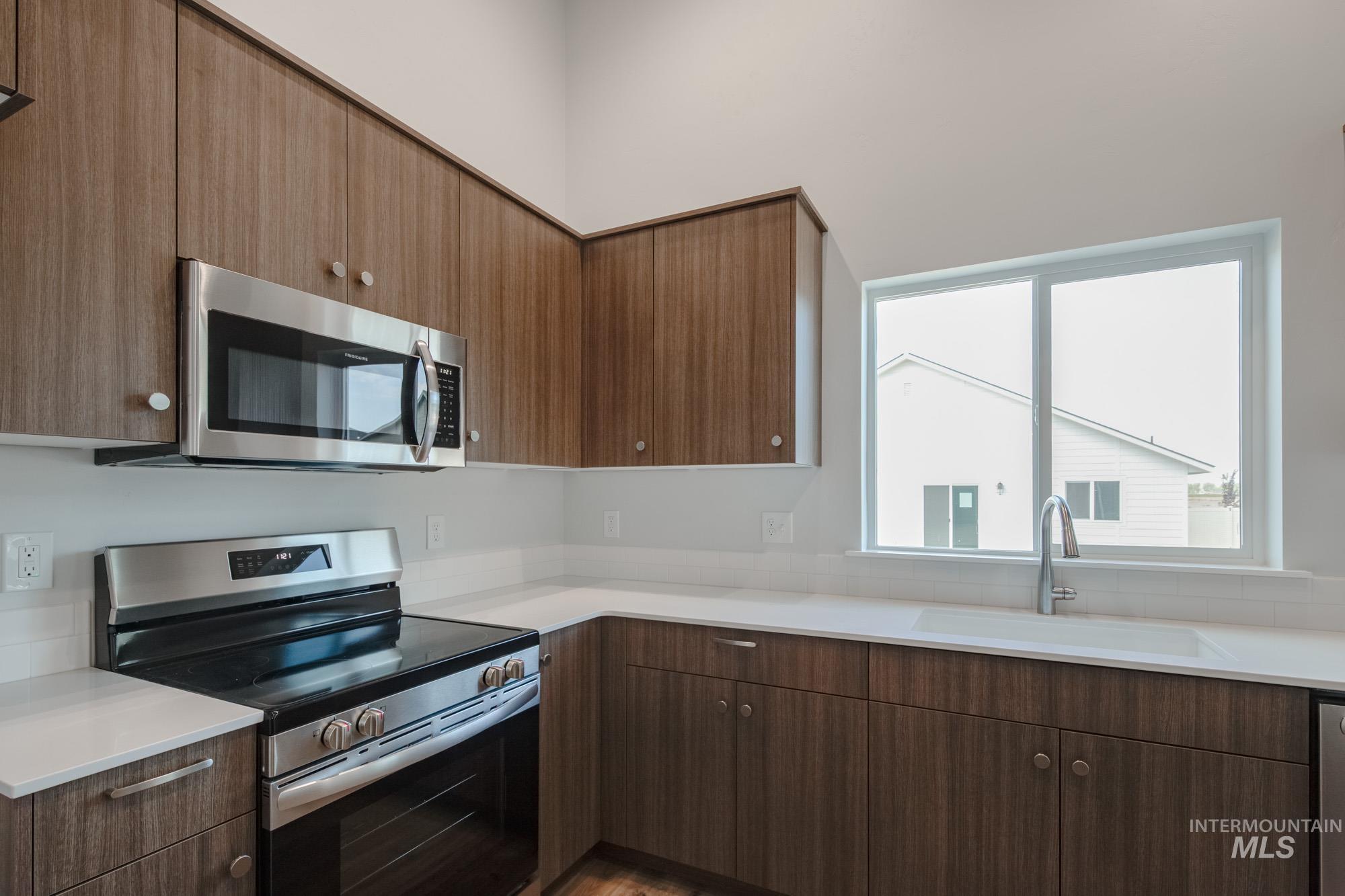 18495 N Monkshood Ave, Nampa, Idaho 83687, 4 Bedrooms, 2 Bathrooms, Residential For Sale, Price $414,990,MLS 98960887